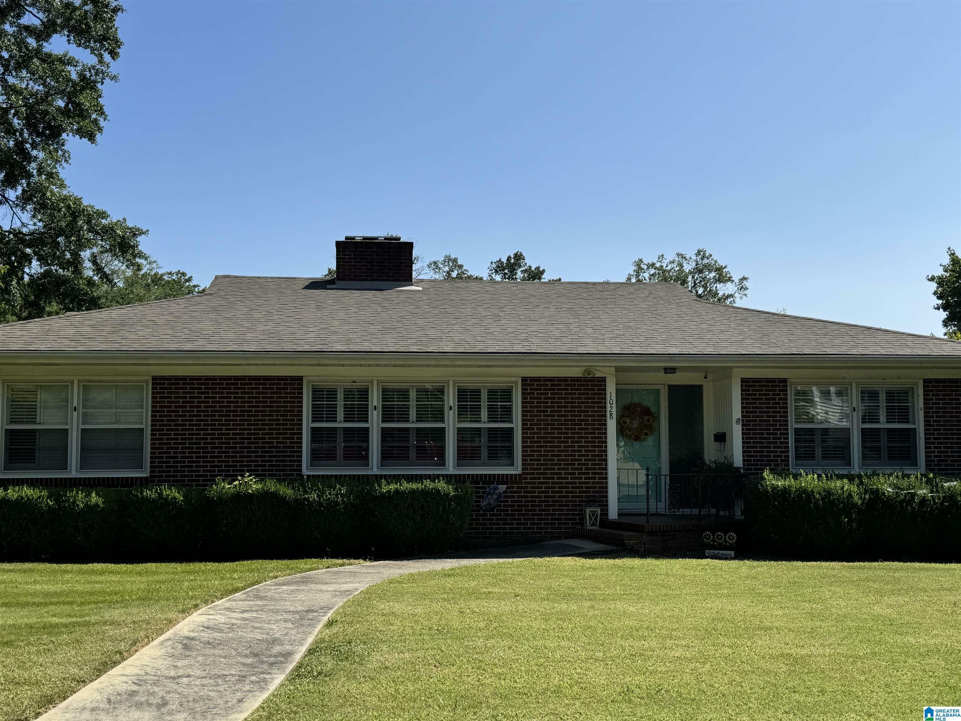 Property Photo:  1028 Glenwood Terrace  AL 36207 