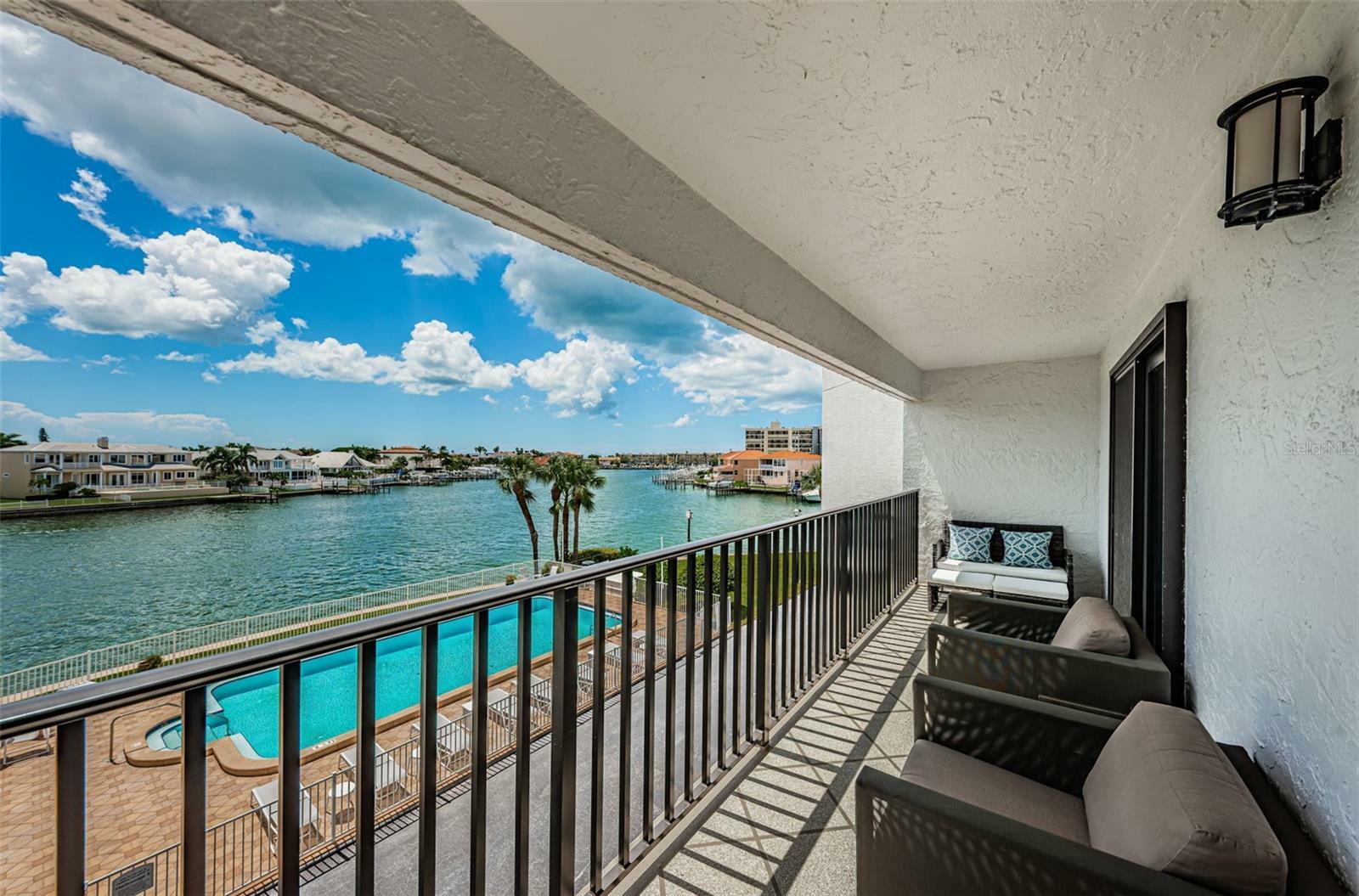 Property Photo:  240 Sand Key Estates Drive 225  FL 33767 