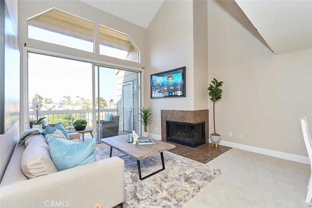 20301 Bluffside Circle 409  Huntington Beach CA 92646 photo