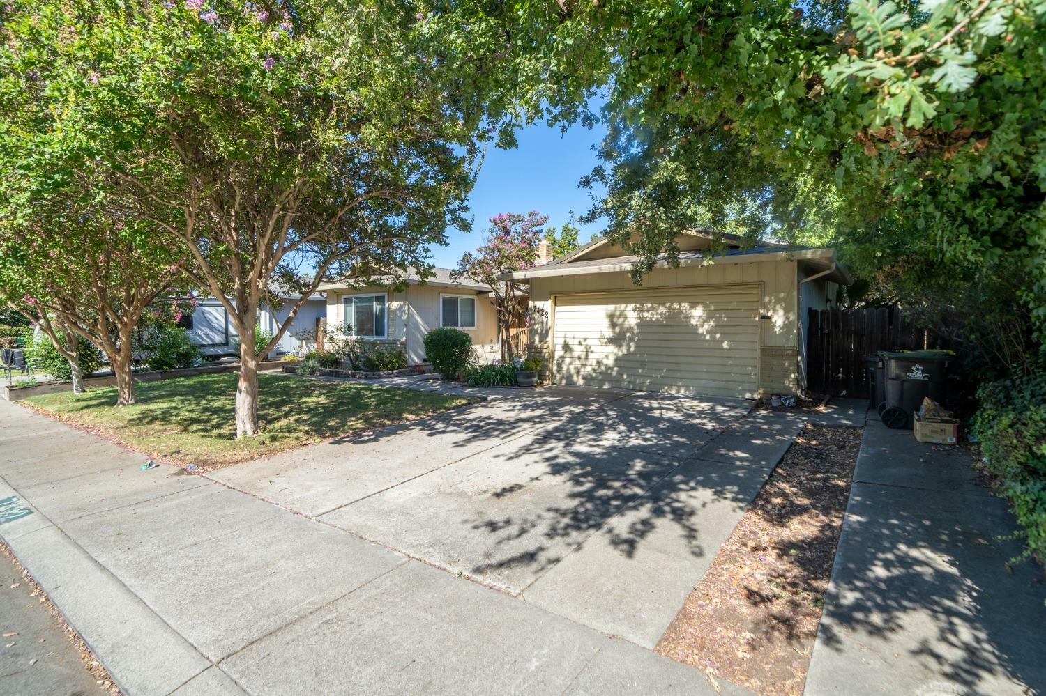 Property Photo:  7422 Shoreham Place  CA 95207 