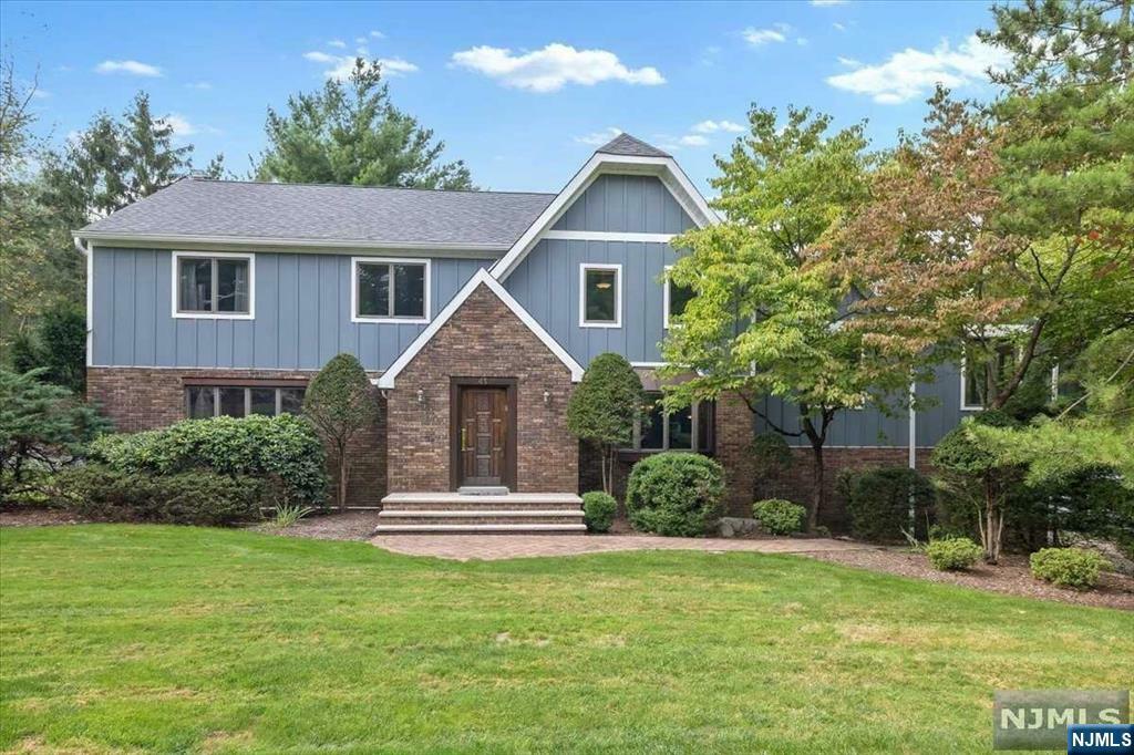 Property Photo:  41 King Place  NJ 07624 