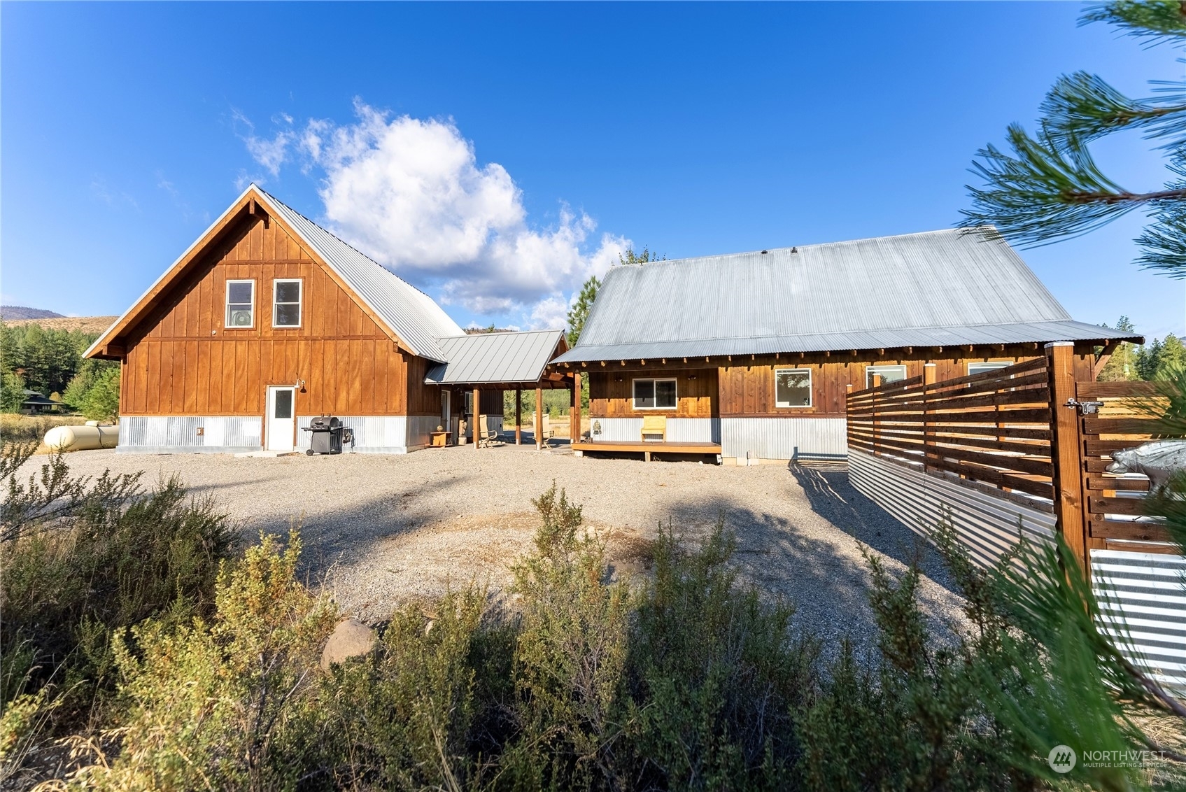 Property Photo: 28 Cottonwood Drive WA 98862
