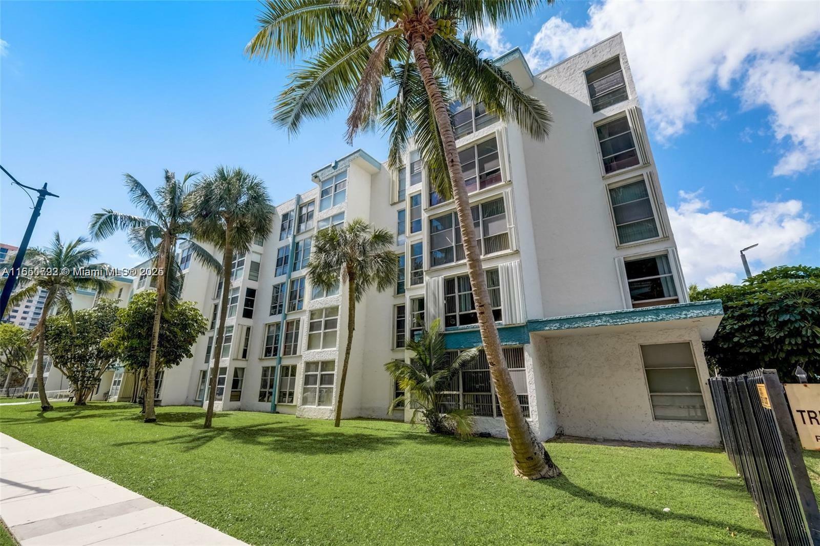 Property Photo: 17620 Atlantic Blvd 315 FL 33160