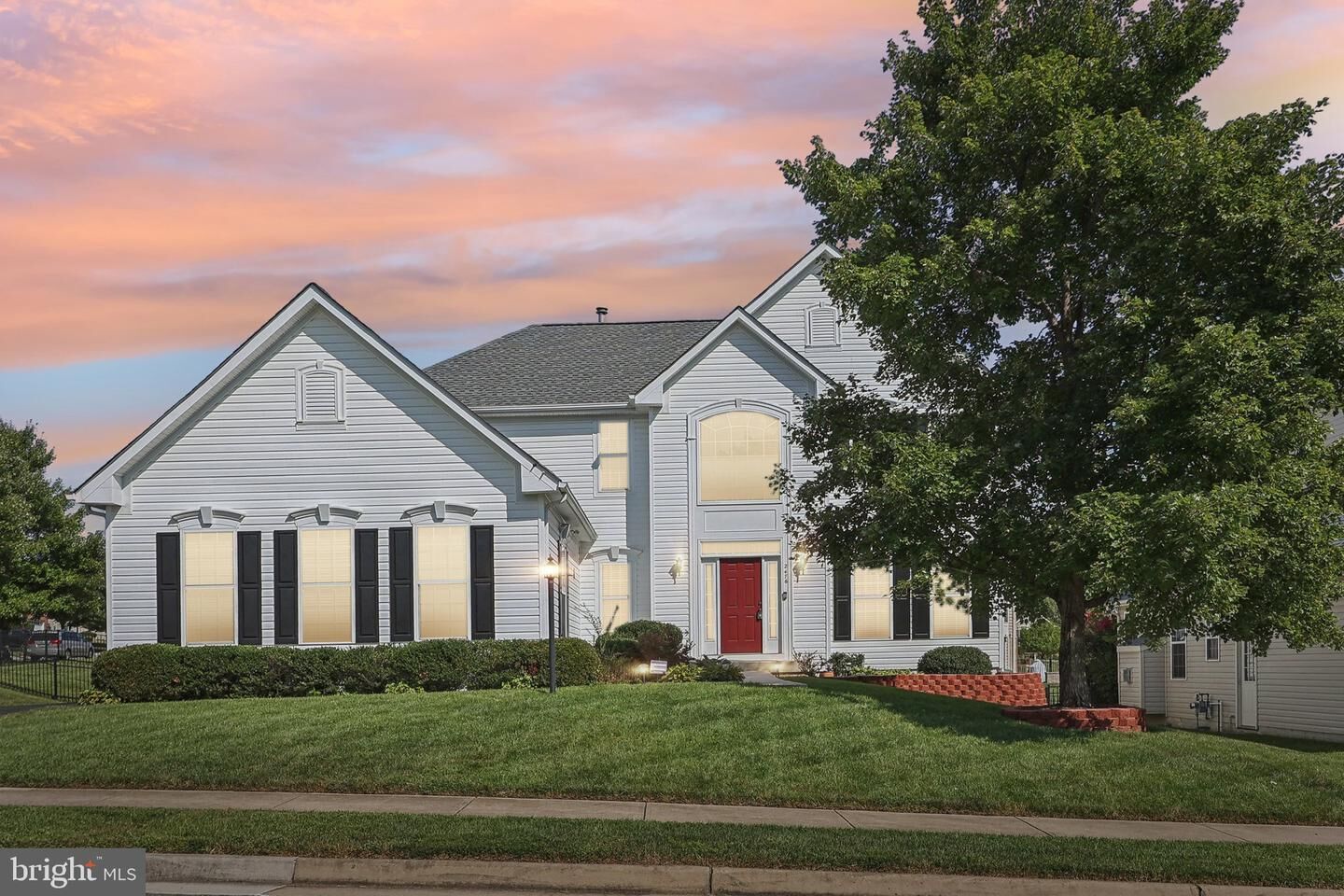 Property Photo:  2476 Trimaran Way  VA 22191 