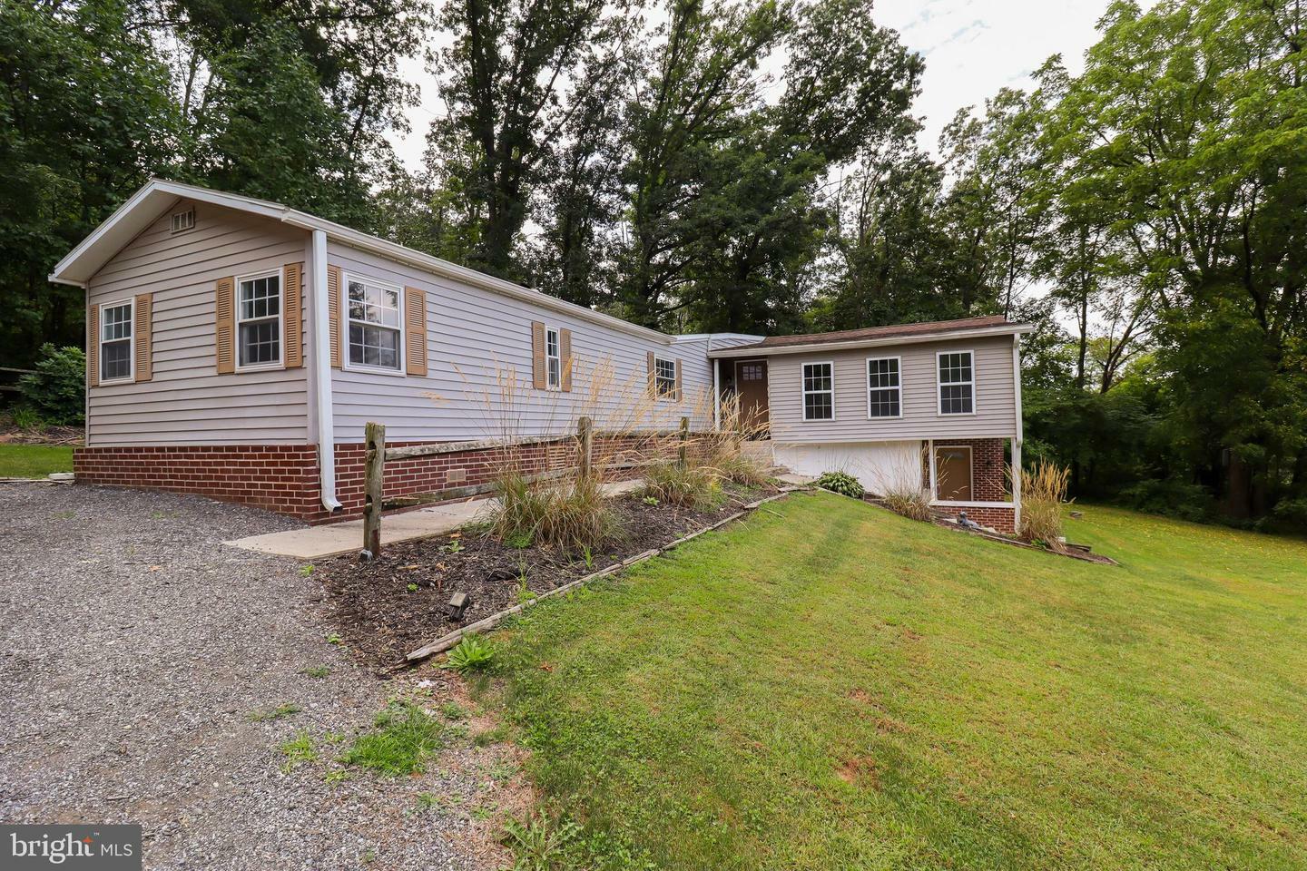 Property Photo:  9010 Maple Grove Road  PA 17301 