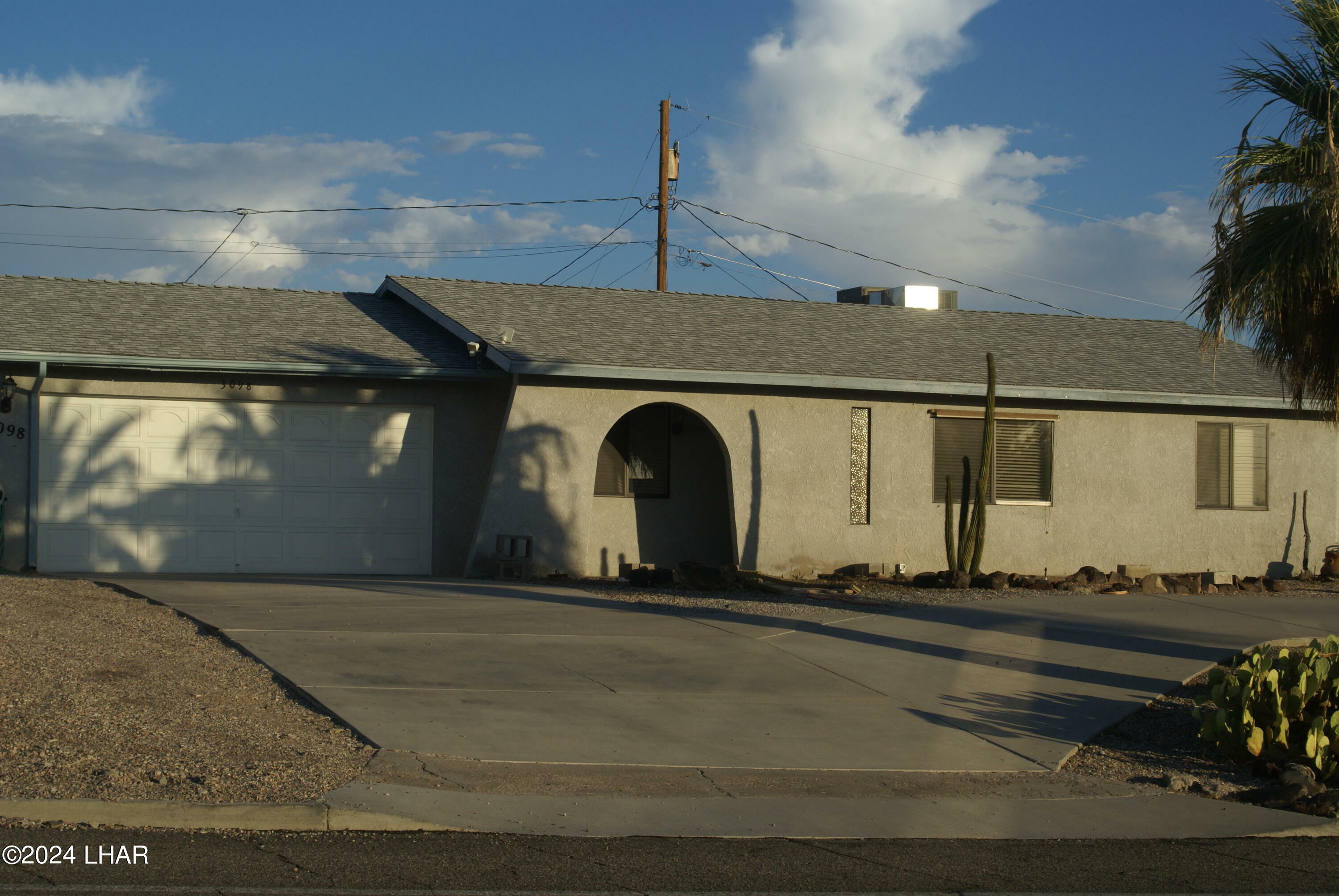 Property Photo:  3098 McCulloch Blvd  AZ 86403 