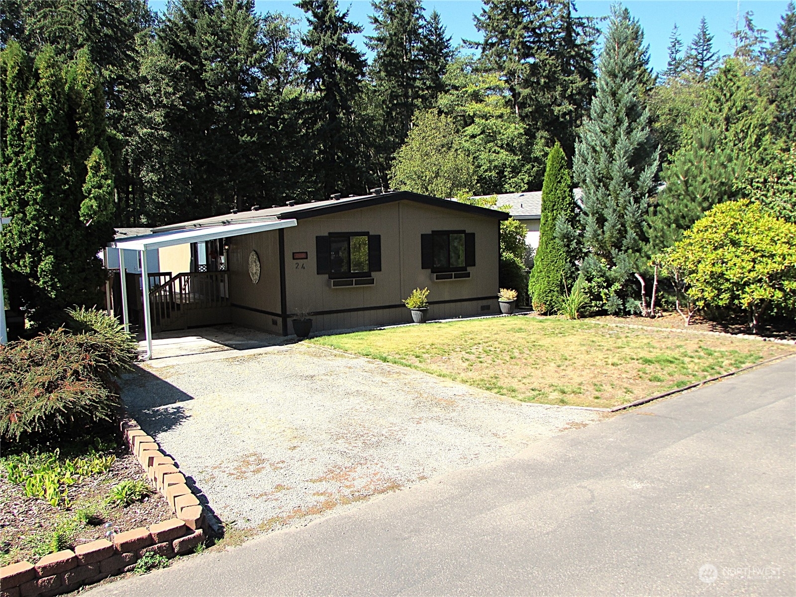 Property Photo:  2809 Lakewood Road Sp 24  WA 98223 