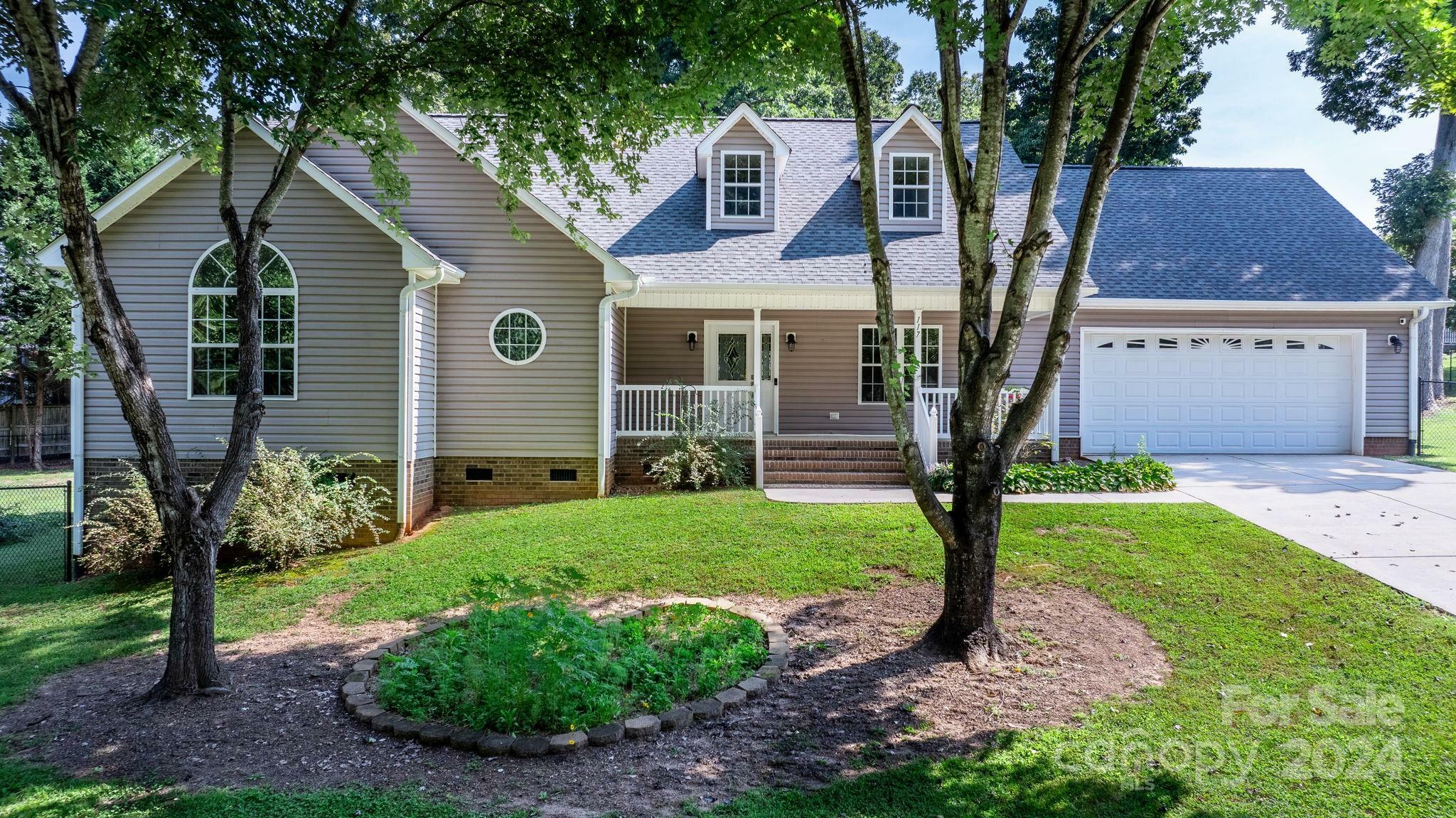 Property Photo:  117 S Lynn Hollow Drive  NC 28677 