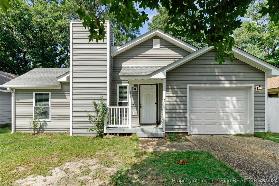 Property Photo:  6976 Timberwood Drive  NC 28314 