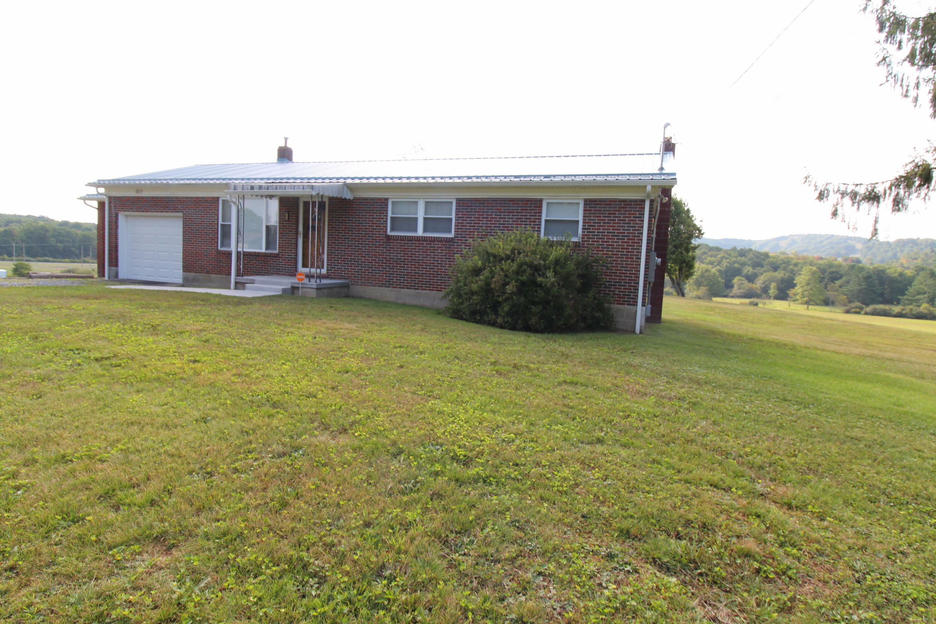 557 Odd Rd  Ghent WV 25843 photo