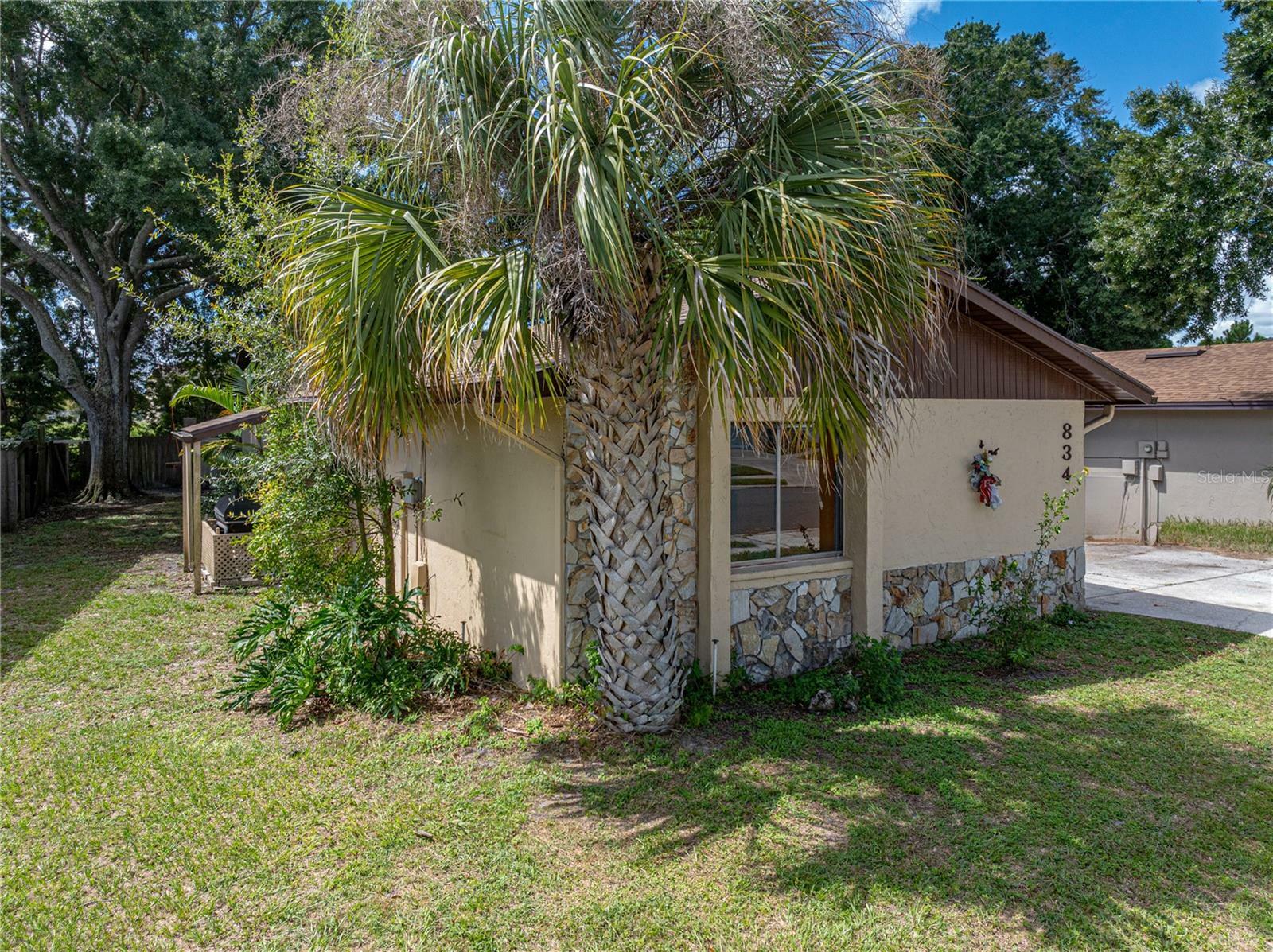 Property Photo:  834 Rockingham Road  FL 33809 