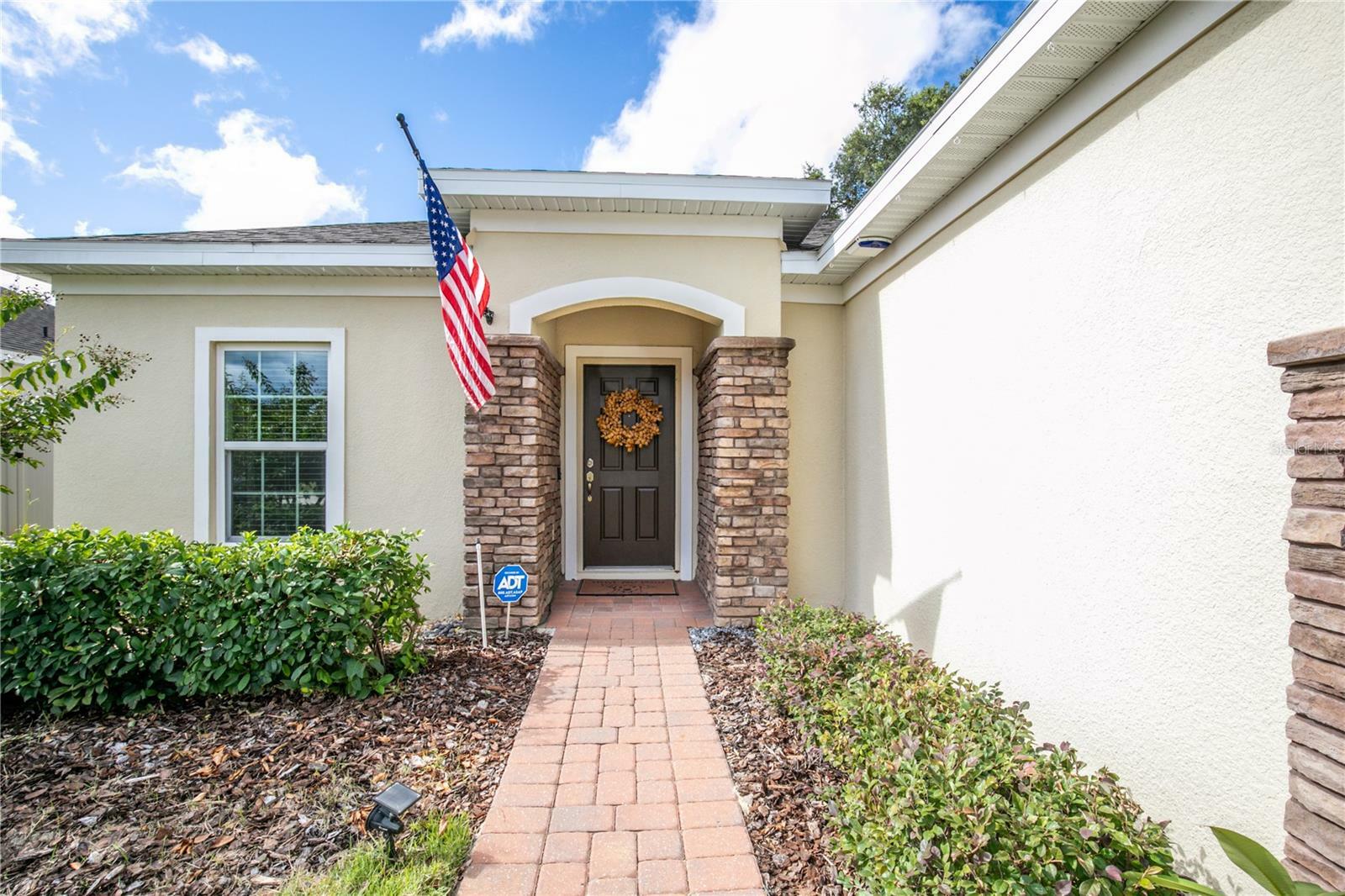 Property Photo:  34636 Salerno Circle  FL 32776 