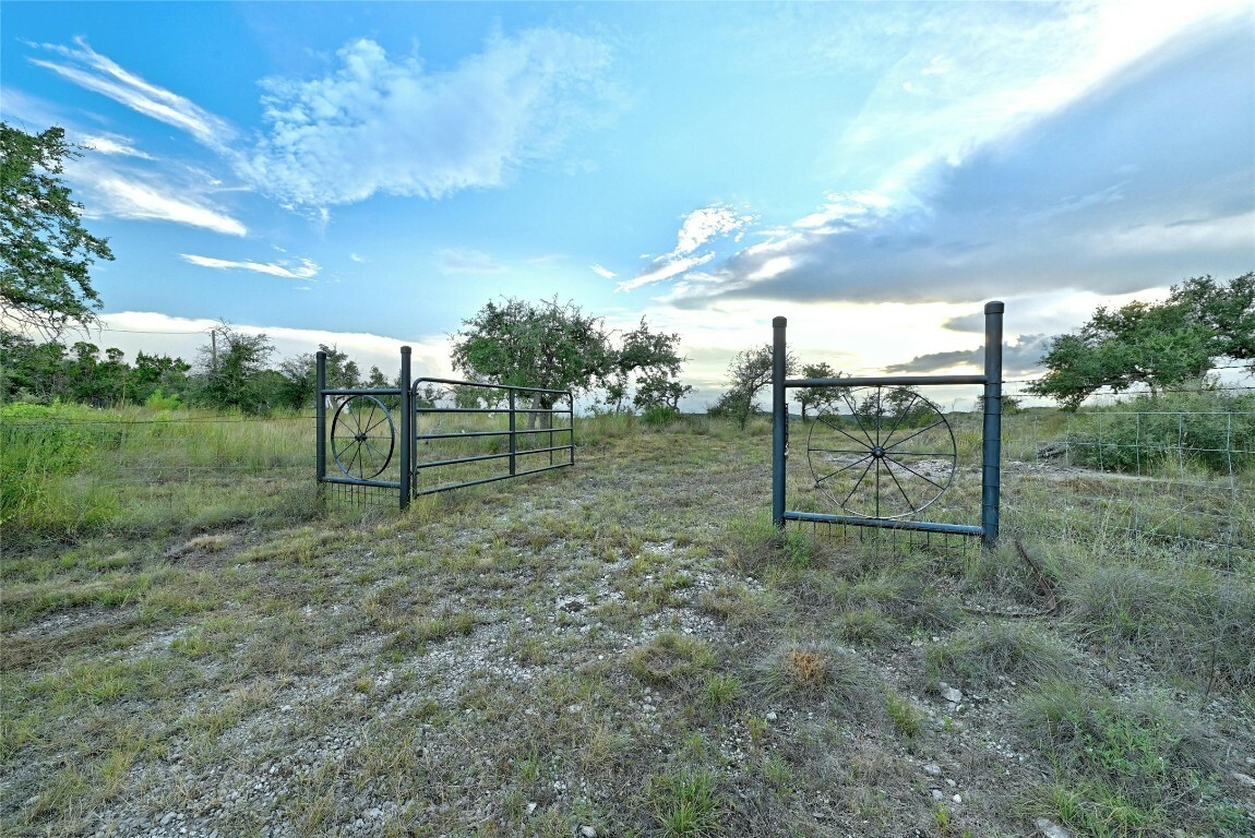 Property Photo:  8019 Mount Sharp Road  TX 78676 