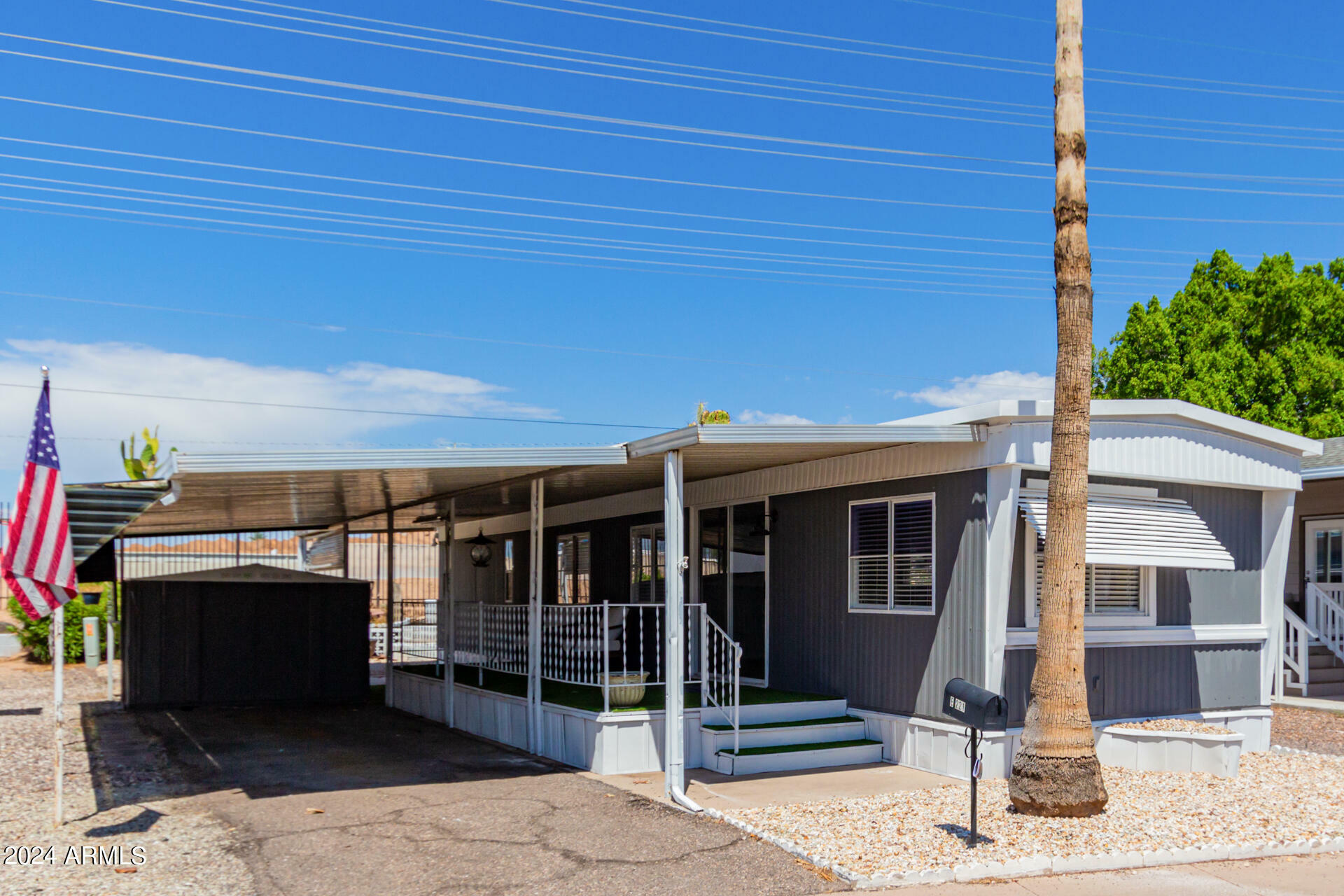 Property Photo:  2050 W Dunlap Avenue E221  AZ 85021 