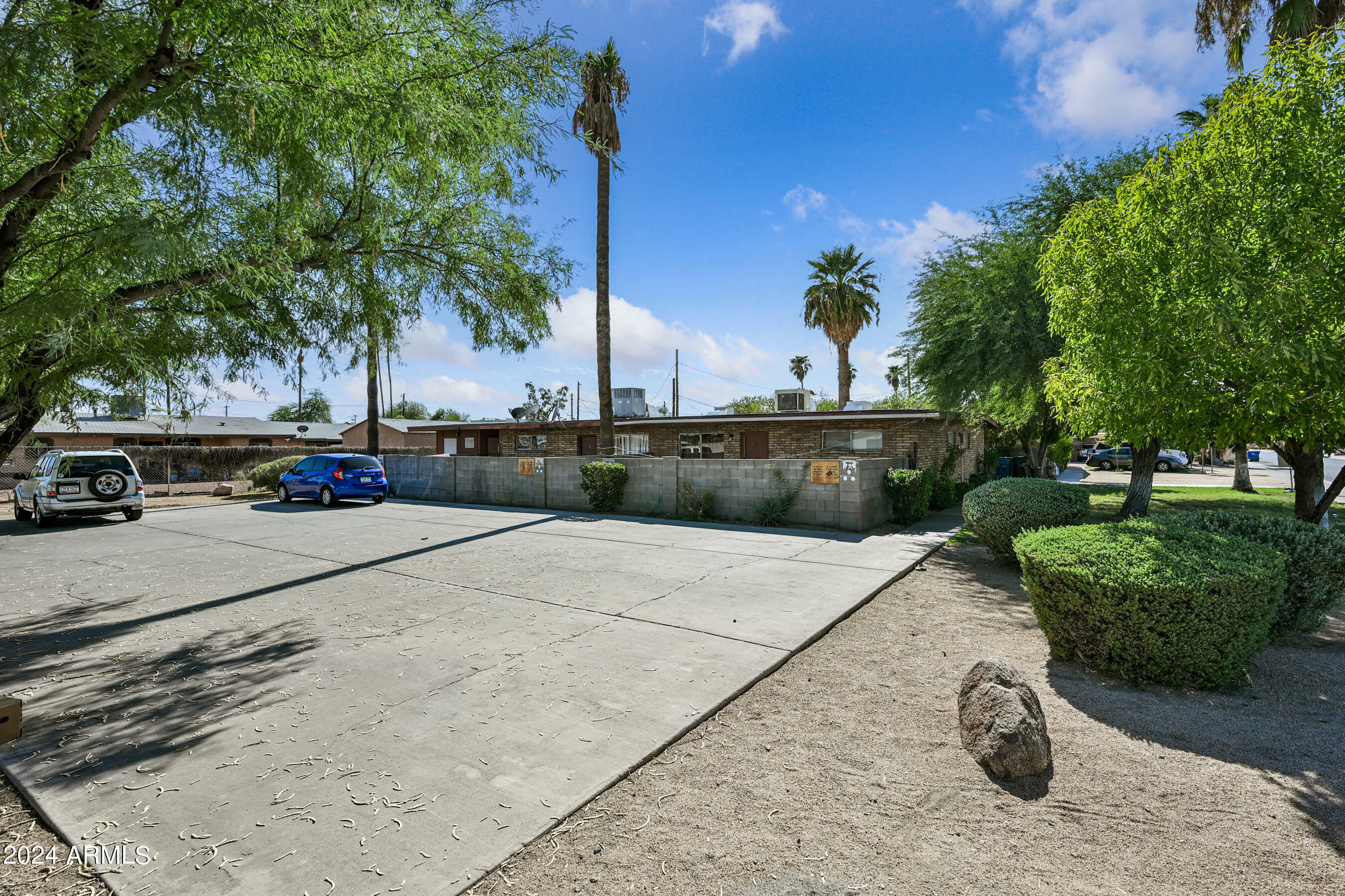 Property Photo:  1973 E 10th Street  AZ 85281 