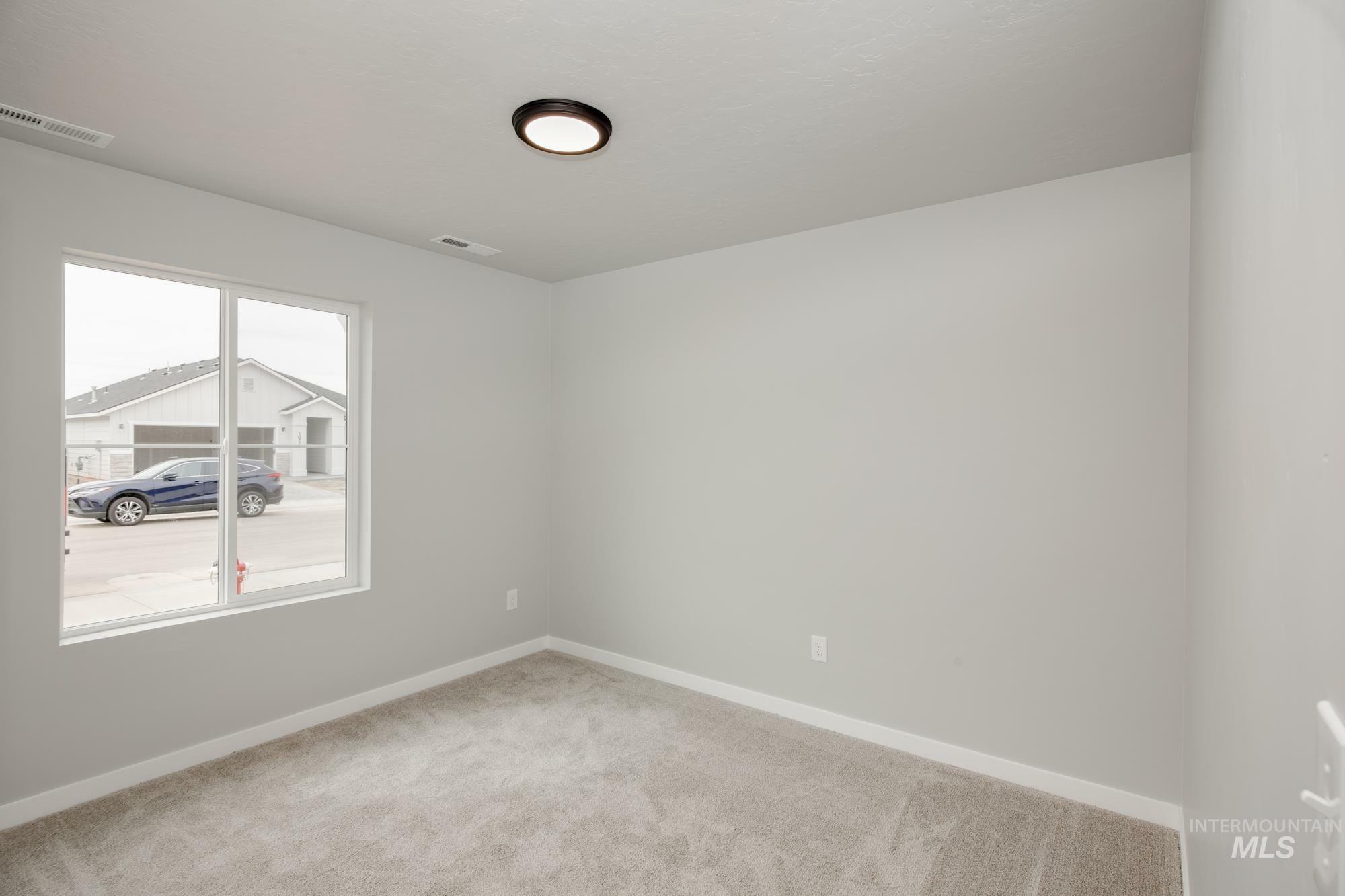 Property Photo:  1081 Quartzite Ave  ID 83644 