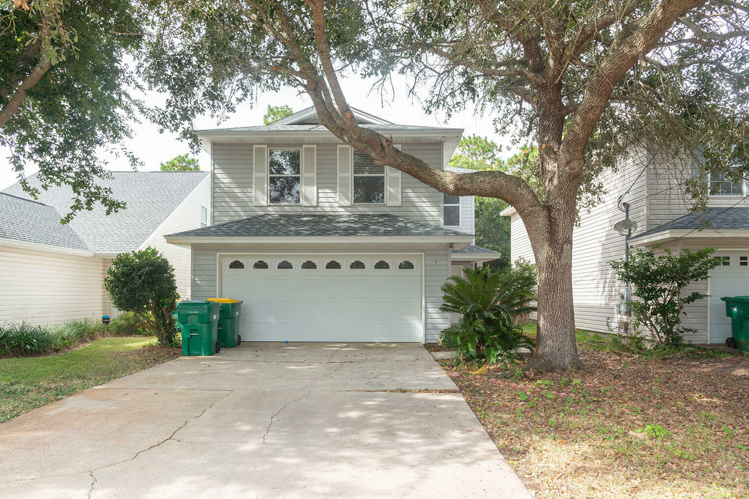 Property Photo:  7 5th Avenue  FL 32579 