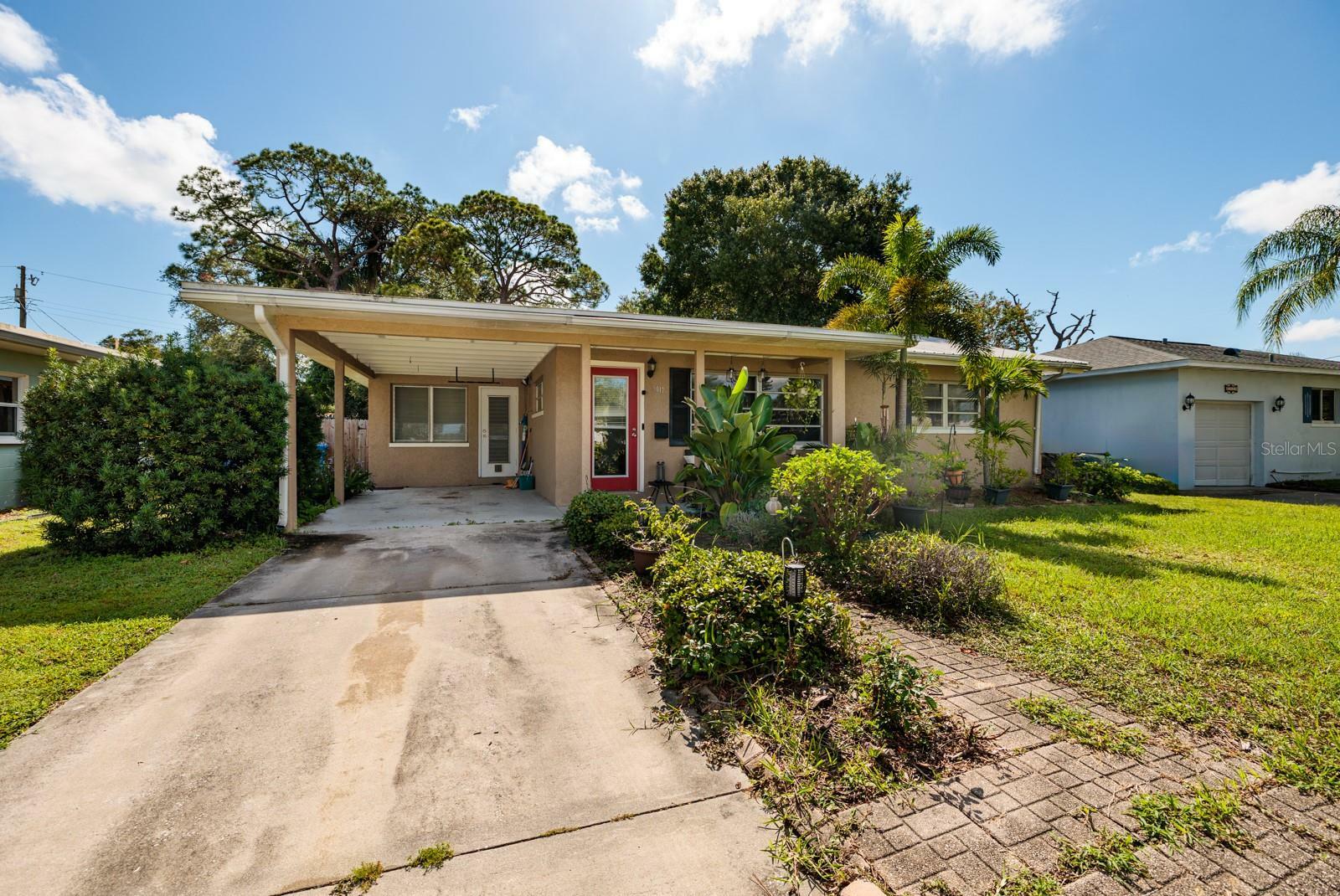 Property Photo:  9017 3rd Street N  FL 33702 