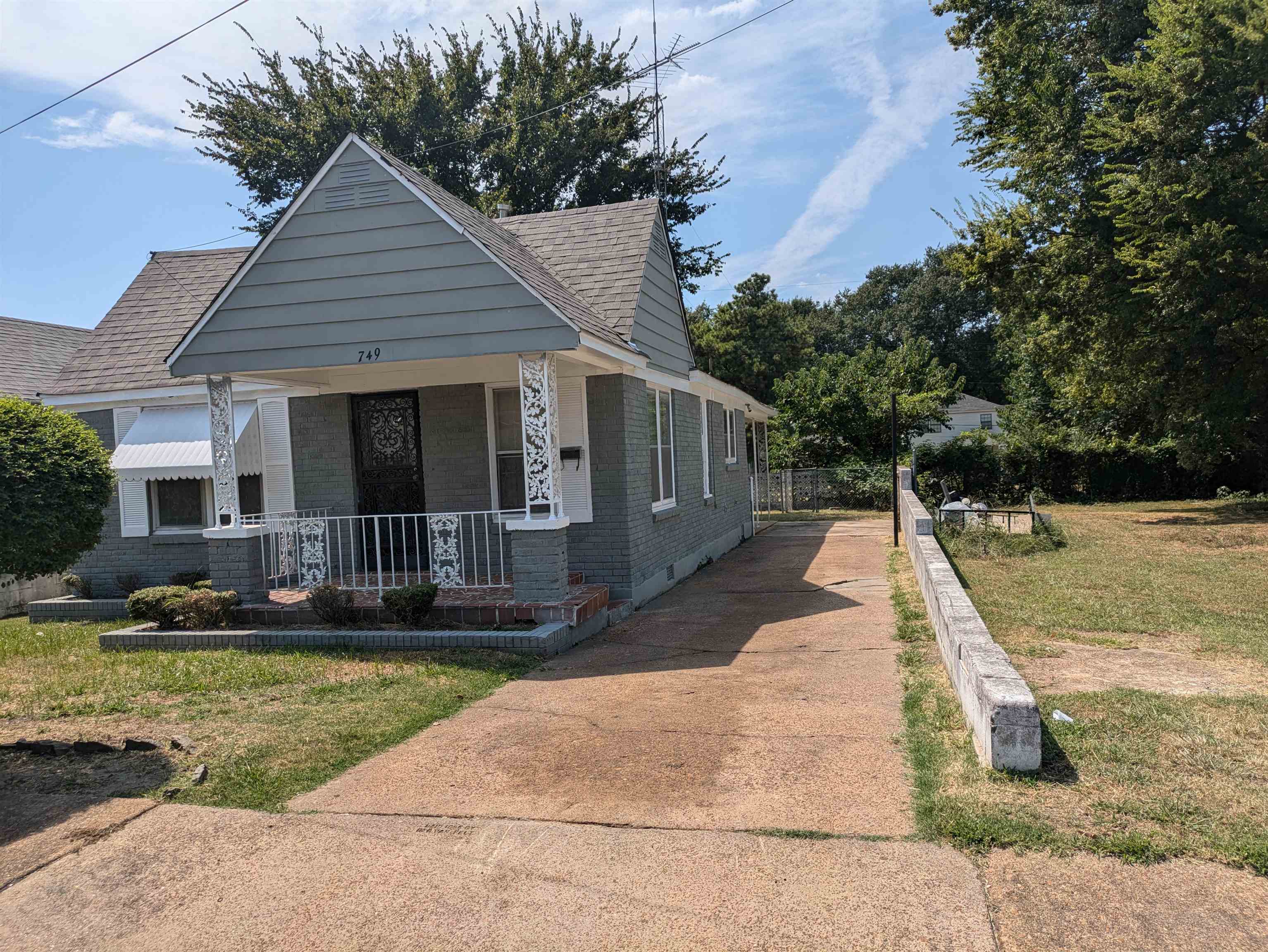 Property Photo:  749 Hamilton St  TN 38114 