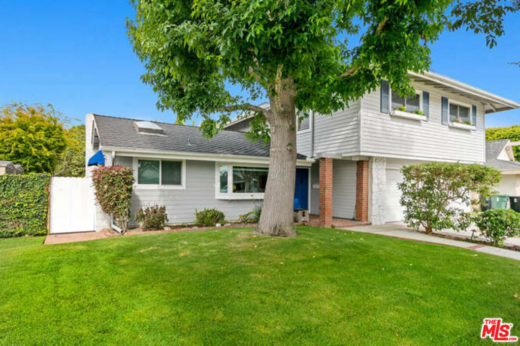 Property Photo:  16531 Torjian Lane  CA 92647 