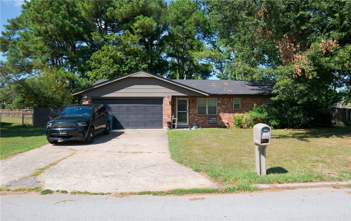 2301 SE 15th Street  Bentonville AR 72712 photo