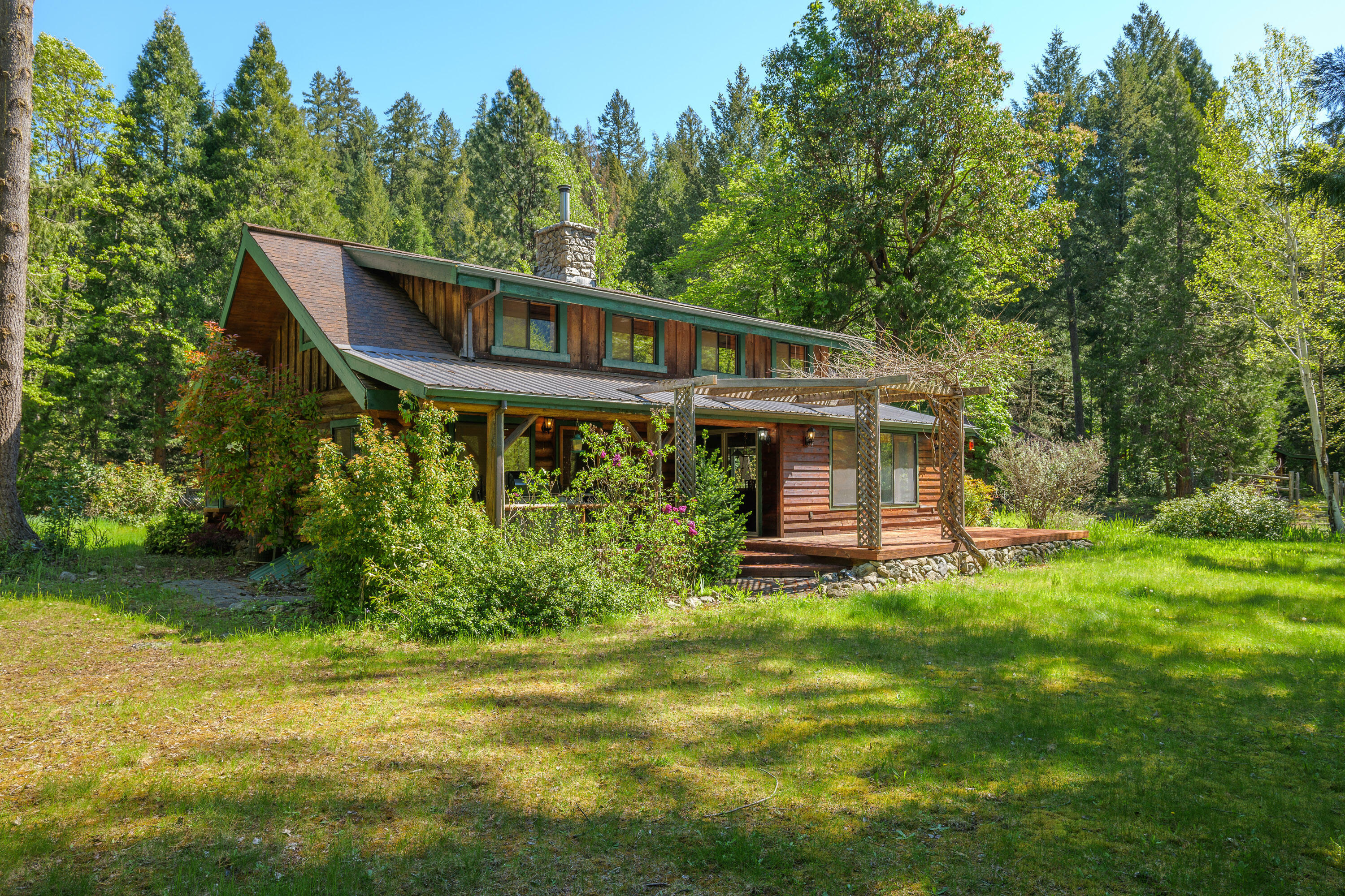 Property Photo:  8501 Deer Creek Road  OR 97538 