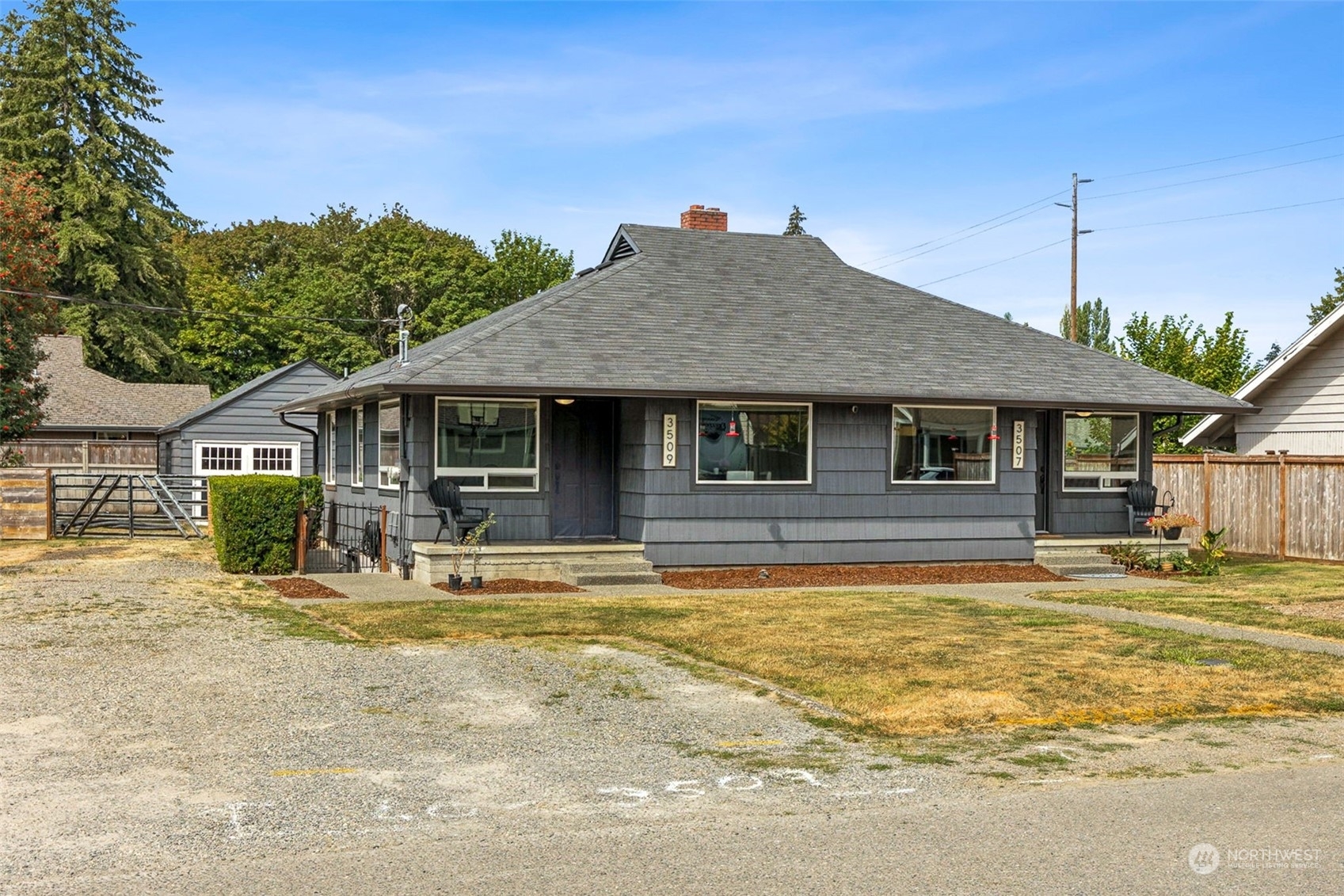 Property Photo:  3507 3509 Quince Street SE  WA 98501 