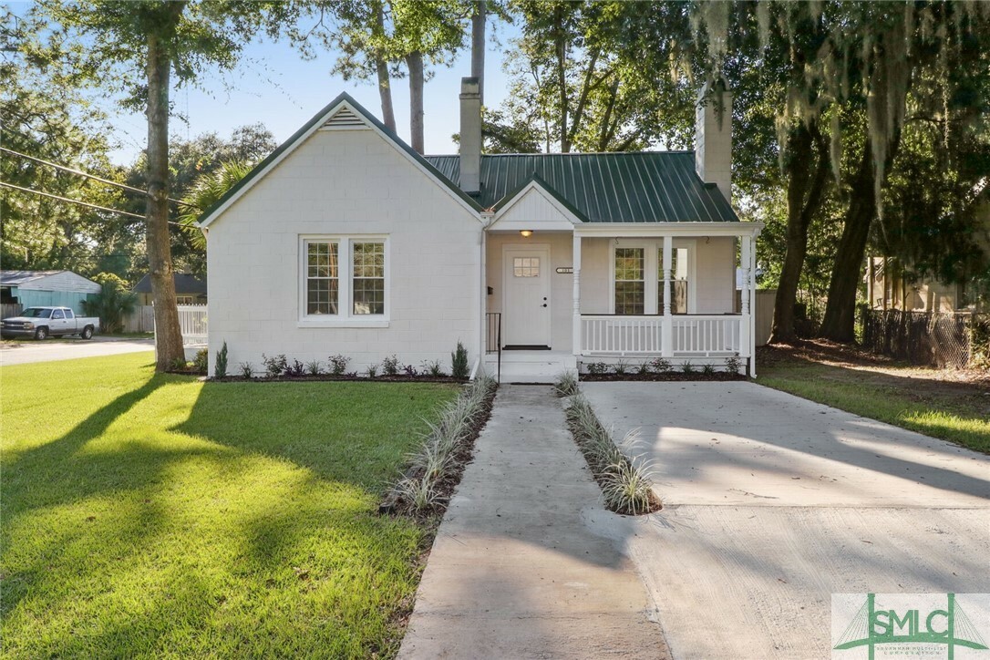 Property Photo:  101 Oleander Avenue  GA 31404 