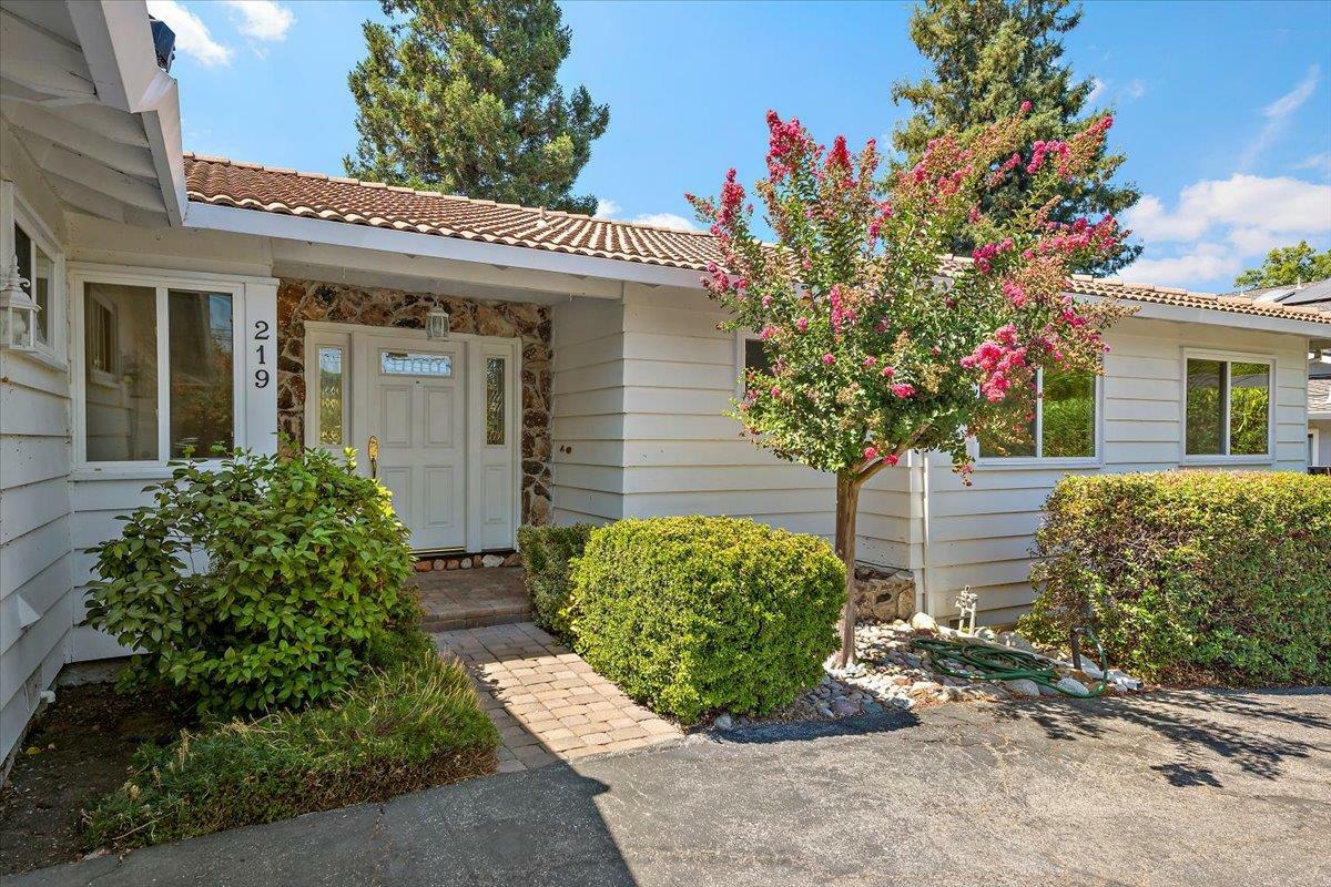 Property Photo:  219 Belgatos Road  CA 95032 