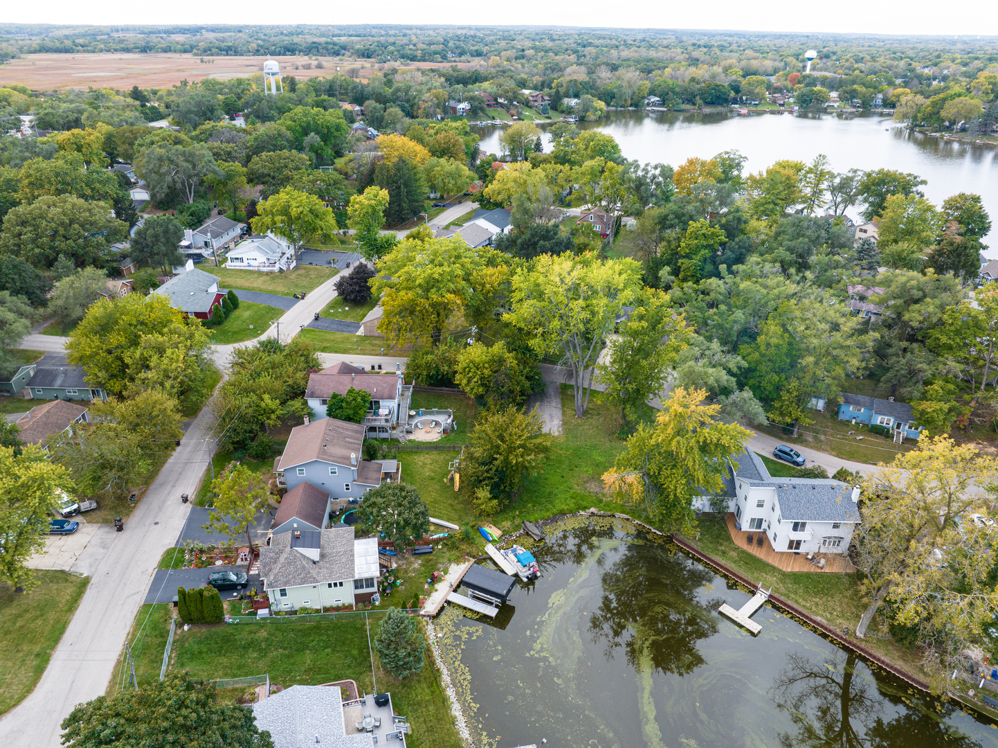 Property Photo:  228 South Shore Drive  IL 60042 