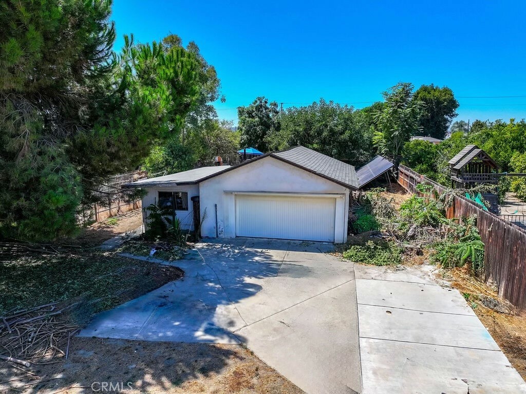 Property Photo:  12842 Wright Avenue  CA 91710 