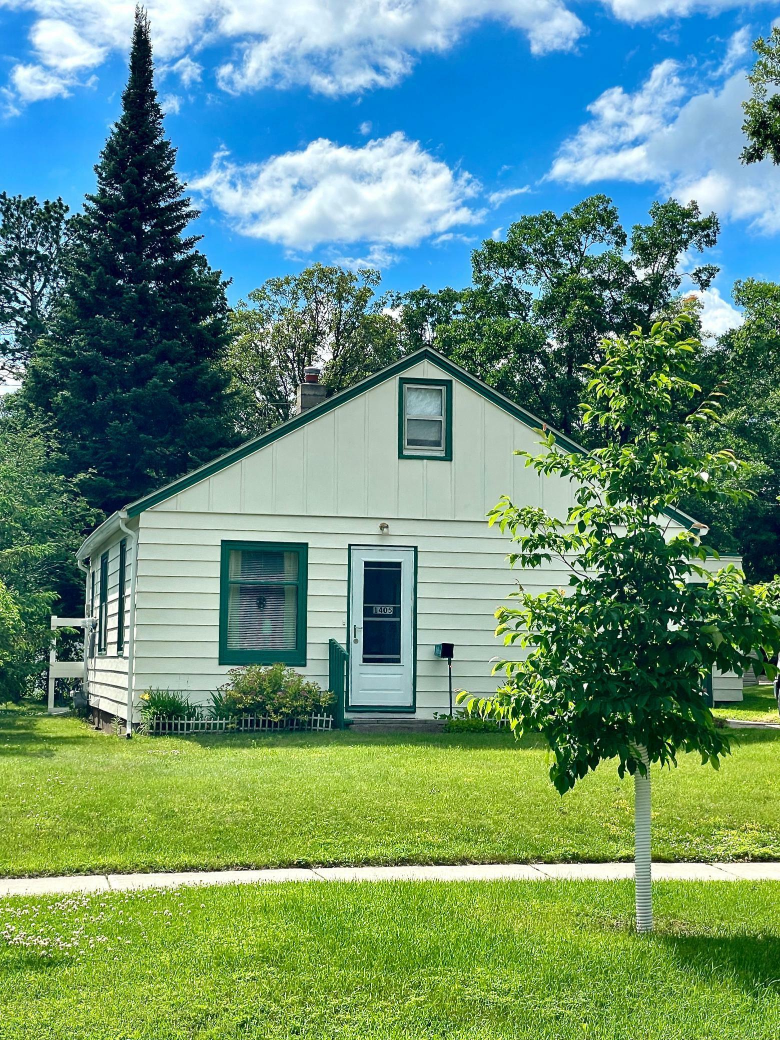 Property Photo:  1405 America Avenue NW  MN 56601 