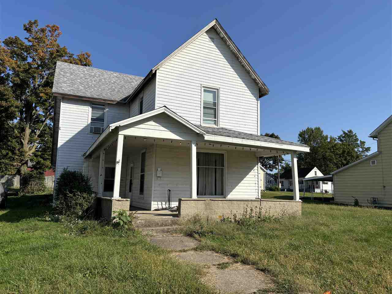 Property Photo:  207 S Main St  IN 47331 