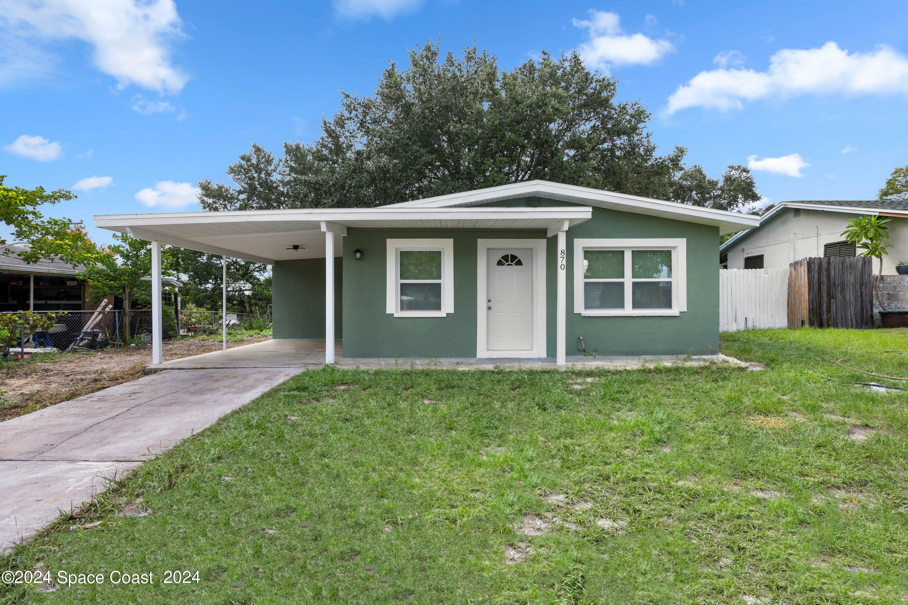 Property Photo:  870 Allendale Street  FL 32796 