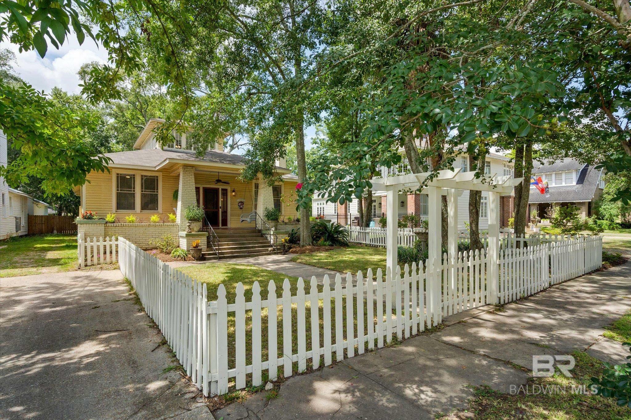 Property Photo:  20 S Ann Street  AL 36604 