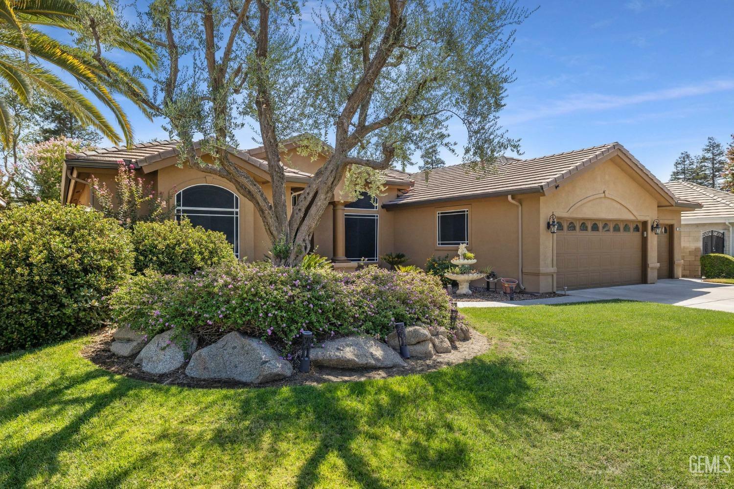 Property Photo:  1008 Sioux Creek Drive  CA 93312 