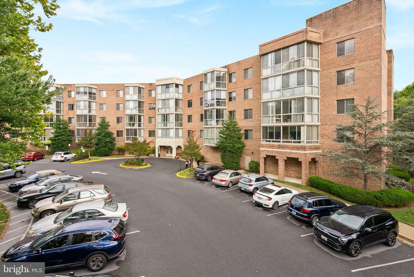 2900 N Leisure World Boulevard 201  Silver Spring MD 20906 photo