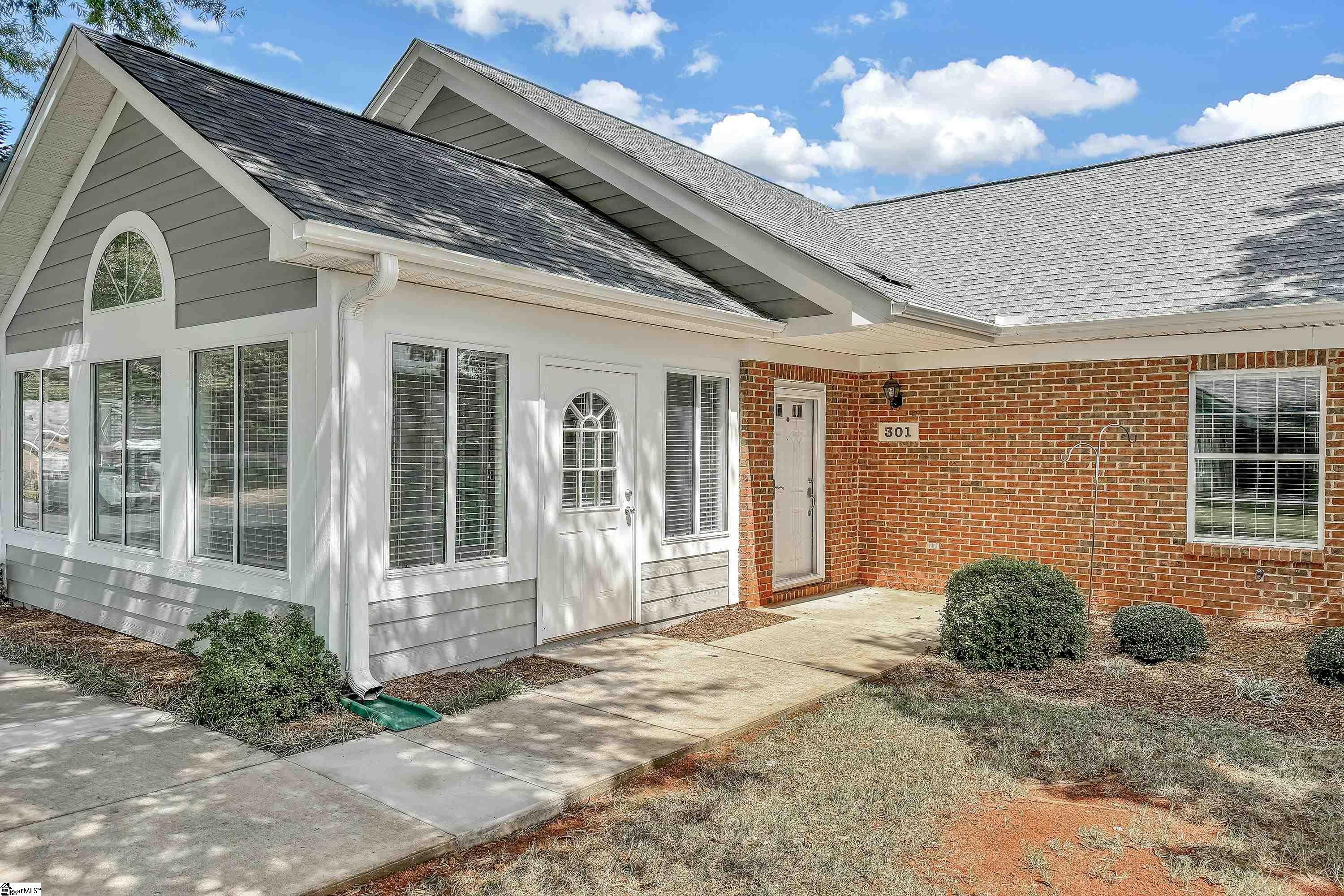 Property Photo:  301 Heritage Club Drive  SC 29615 