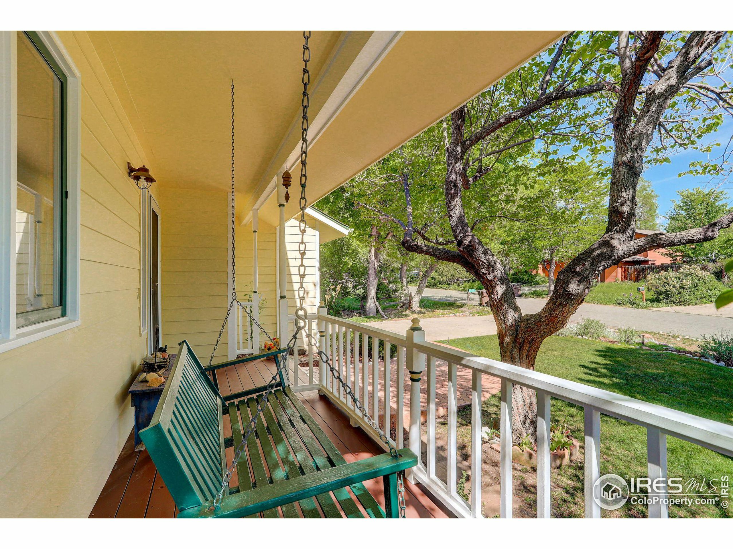 Property Photo:  1620 Oak Ave  CO 80304 