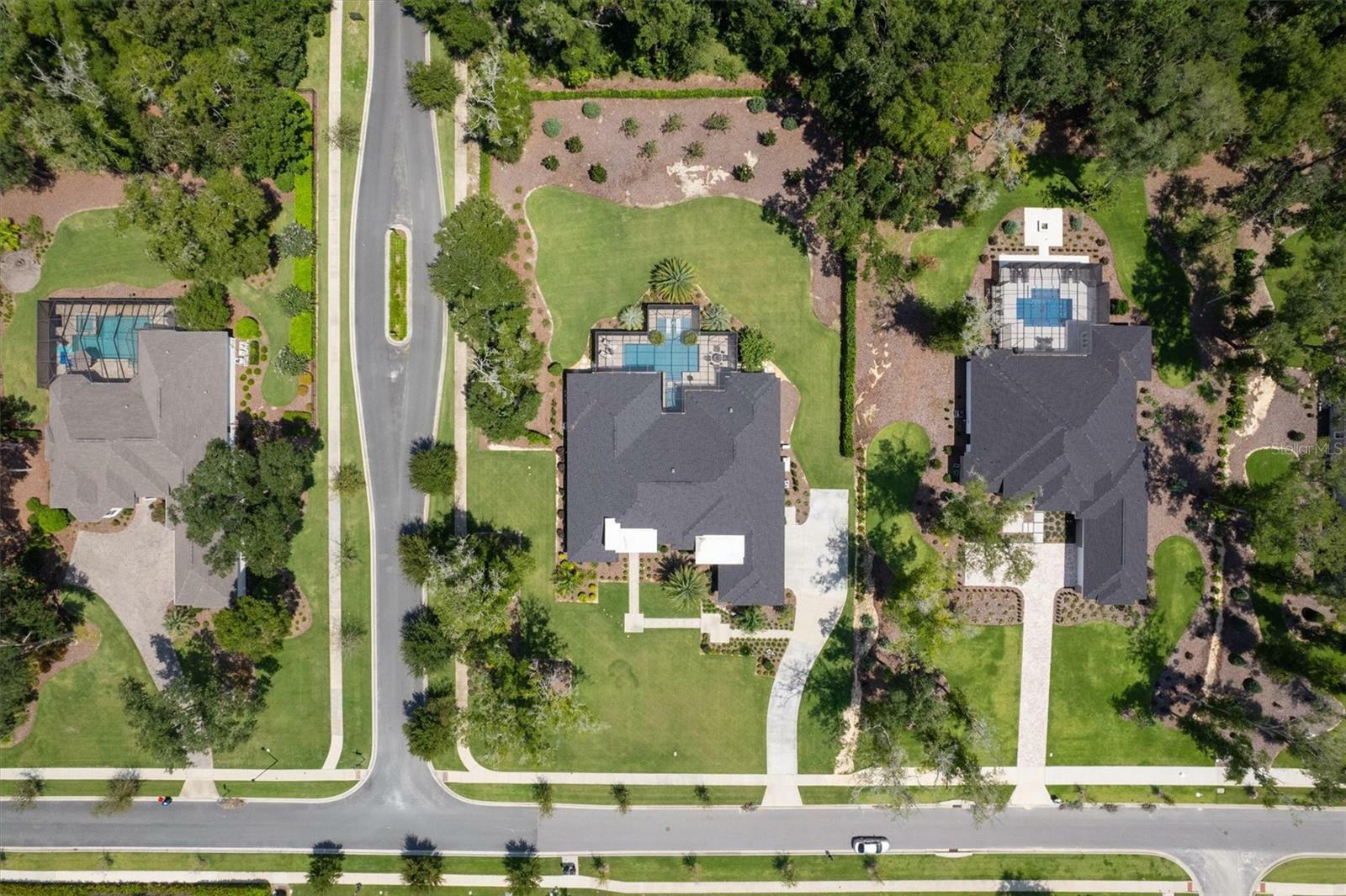 Property Photo: 10992 SW 30th Avenue FL 32608