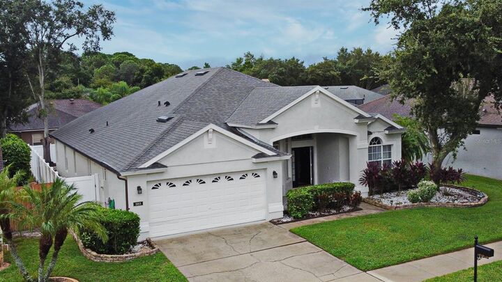 Property Photo: 393 Lake Dawson Place FL 32746