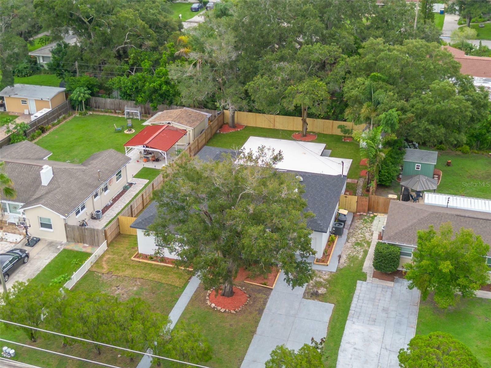 Property Photo:  11 S Duncan Avenue  FL 33755 