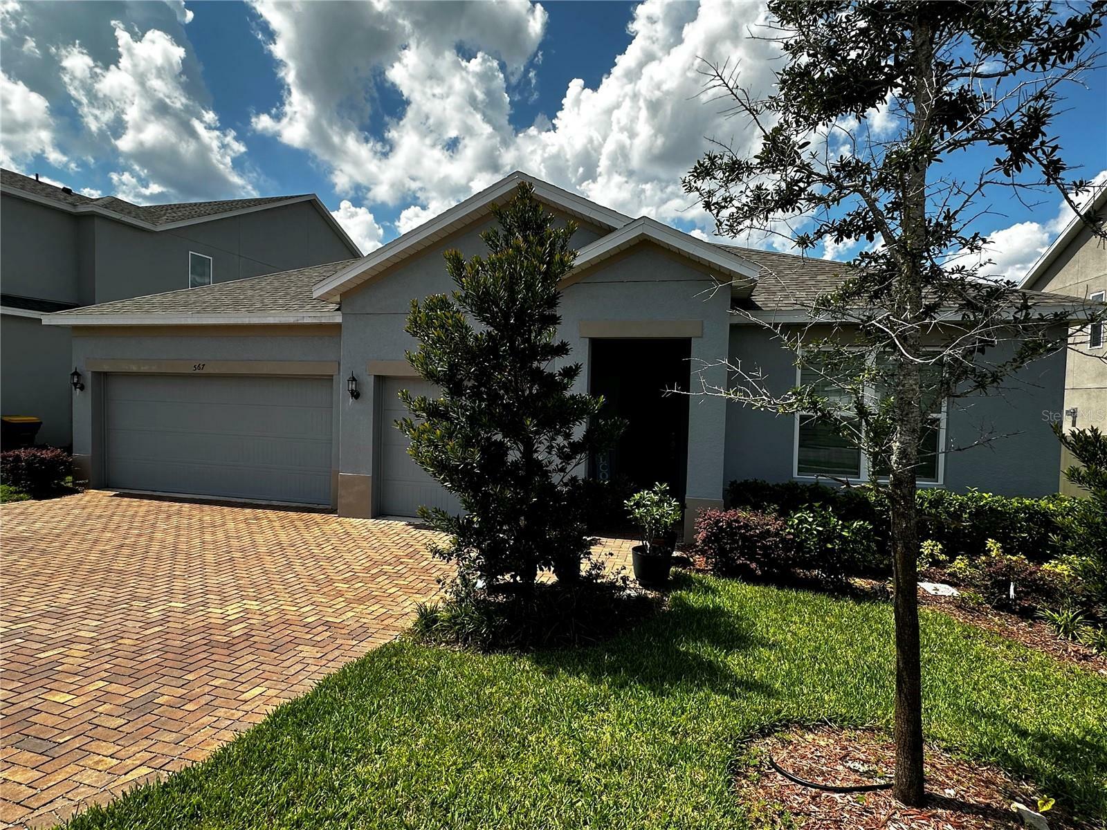 Property Photo:  567 Blackstone Street  FL 34715 