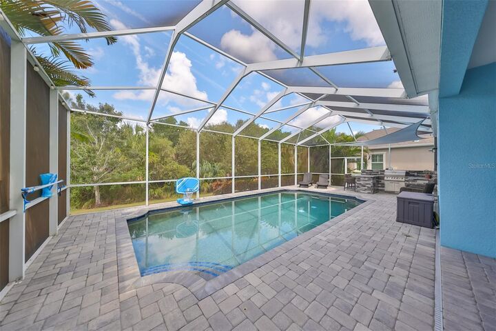Property Photo:  5112 Coastal Scene Drive  FL 33572 