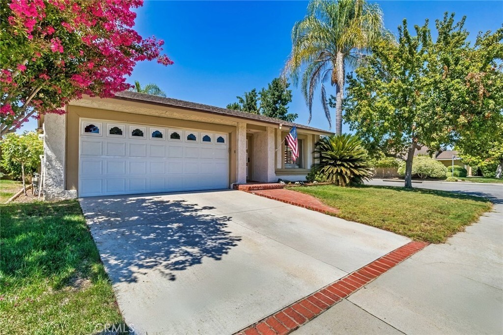 Property Photo: 25797 Rana Drive CA 91355