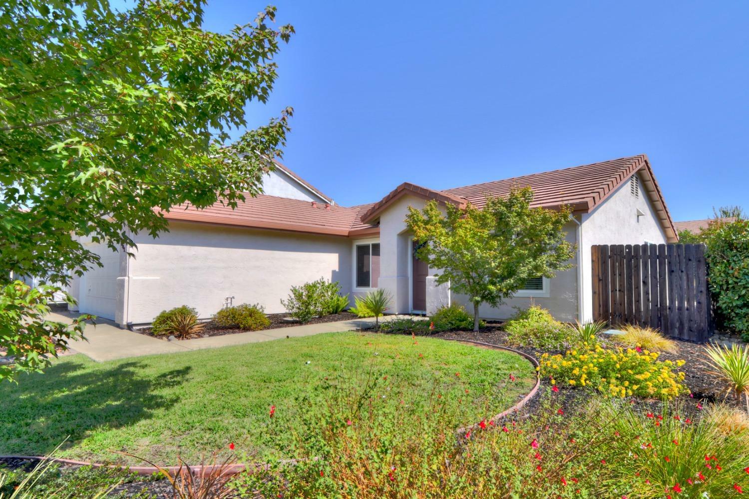 Property Photo:  1902 Crystal Court  CA 95765 