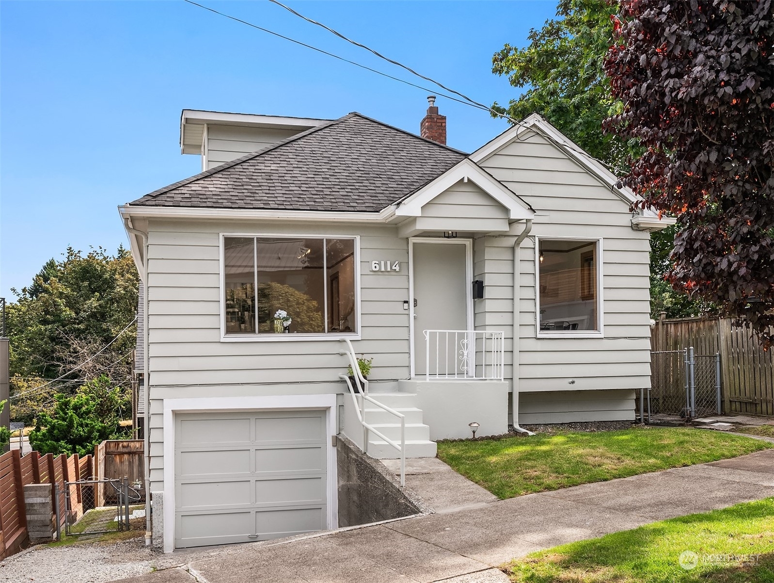 Property Photo:  6114 Linden Avenue N  WA 98103 