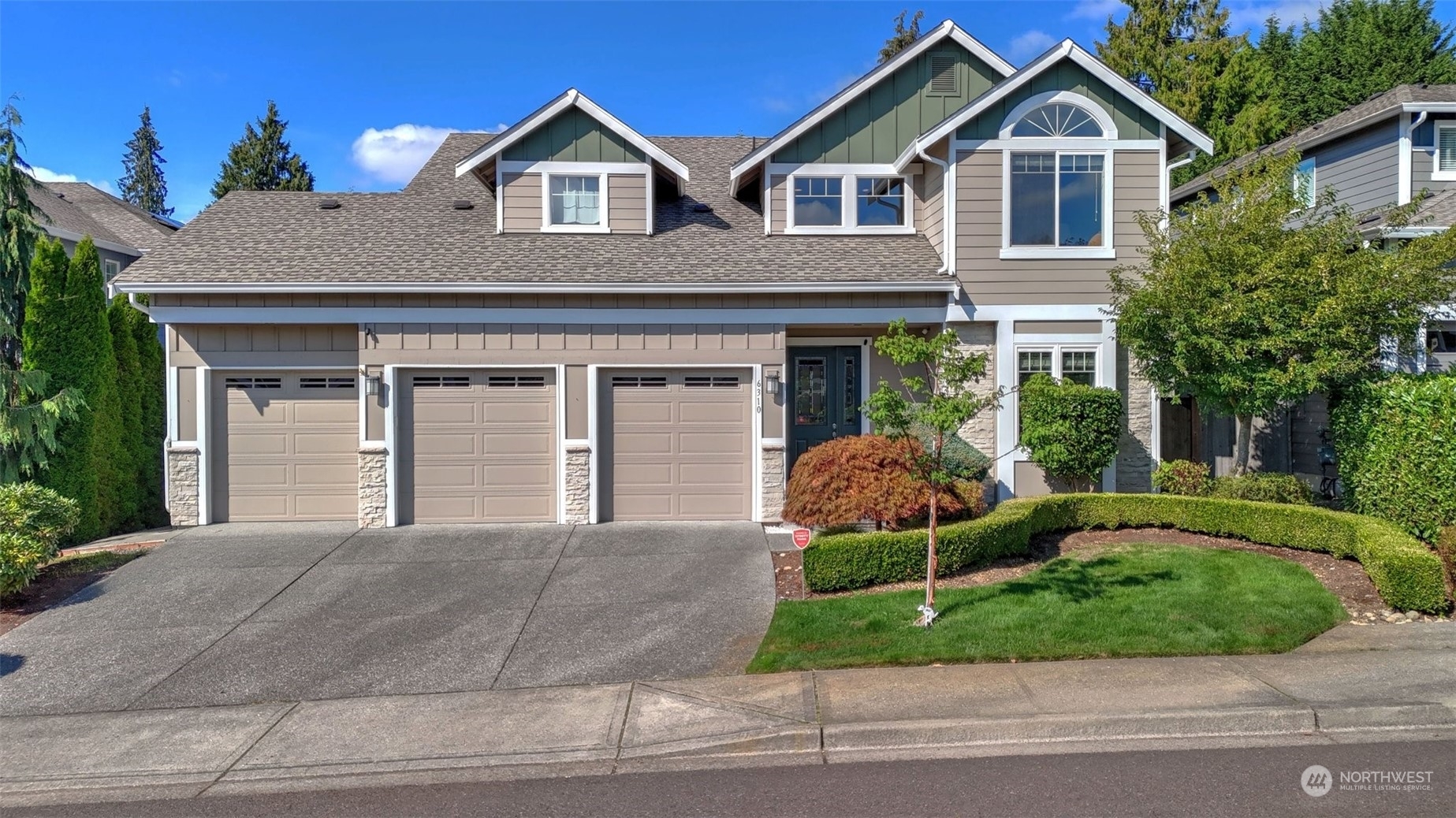 Property Photo:  6310 NE 1st Street  WA 98059 