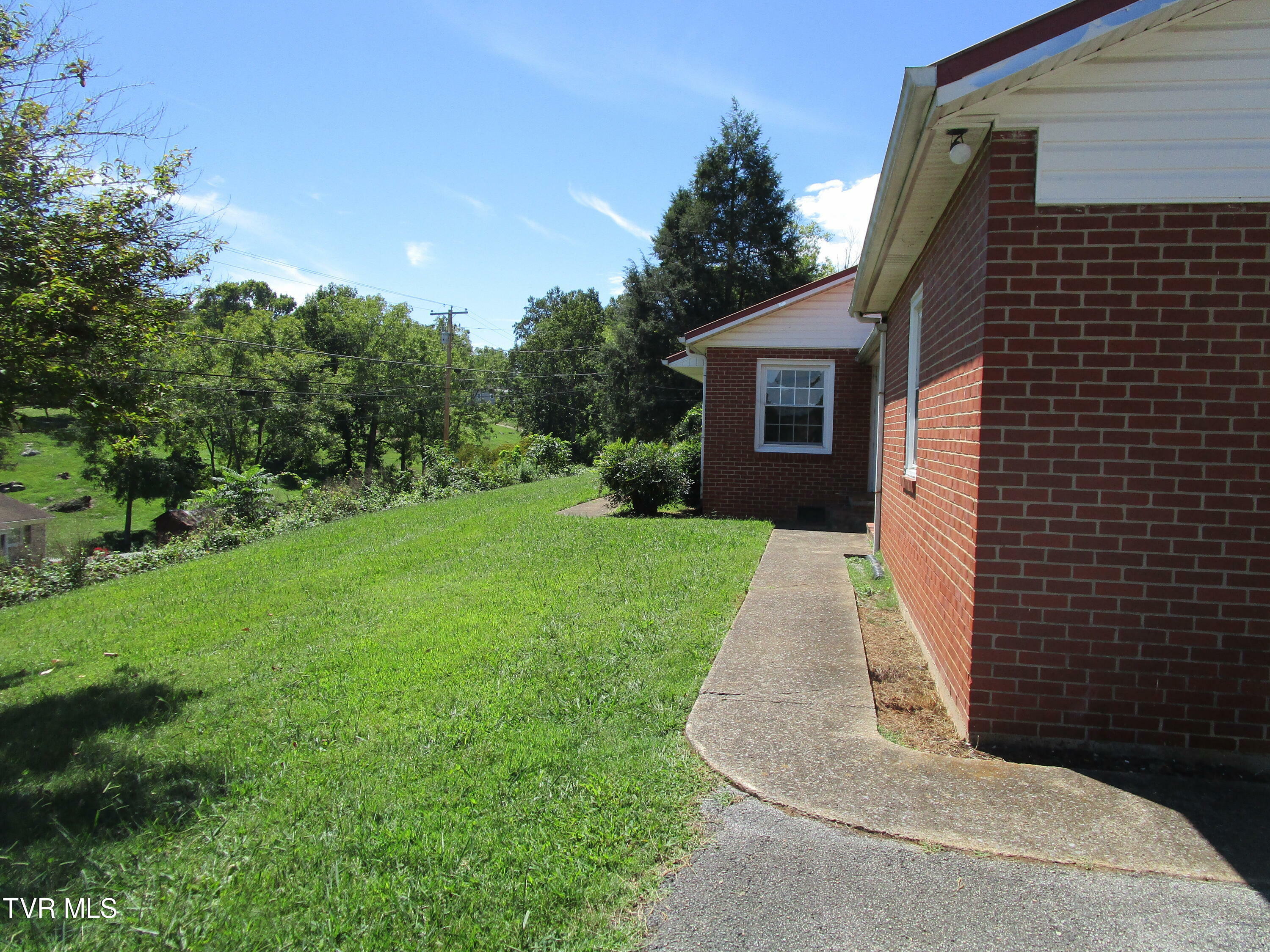 Property Photo:  1142 Jackson Hollow Road  TN 37663 