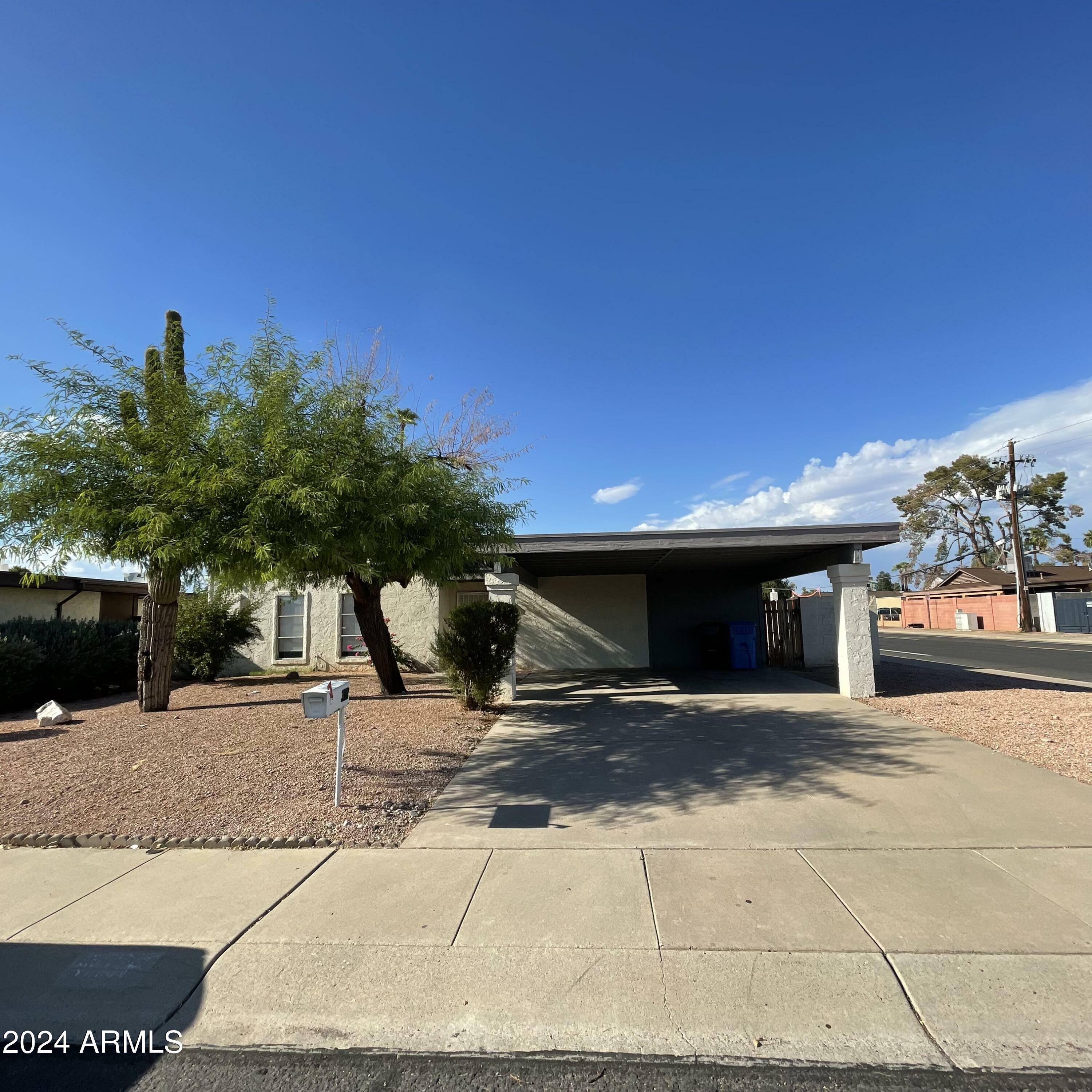 Property Photo:  3102 W Clinton Street  AZ 85029 